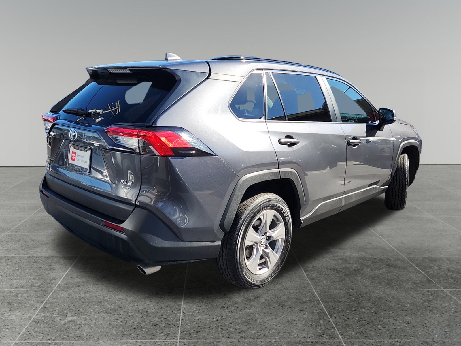 2023 Toyota RAV4 XLE 7