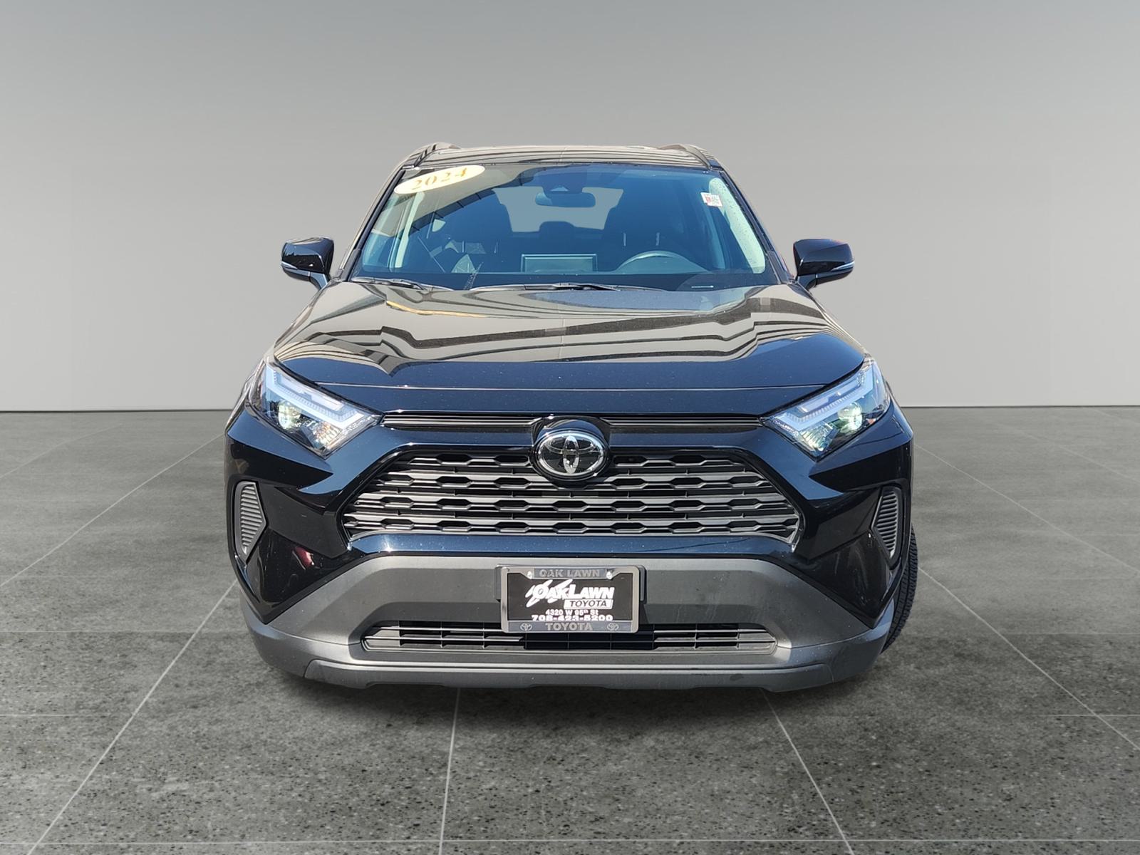 2024 Toyota RAV4 XLE 2