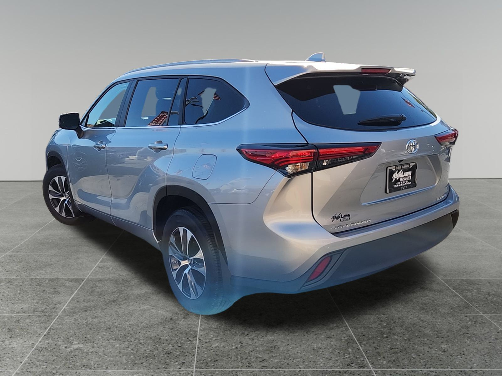 2023 Toyota Highlander XLE 5