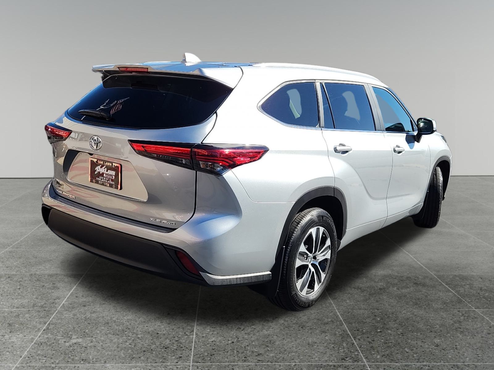 2023 Toyota Highlander XLE 7