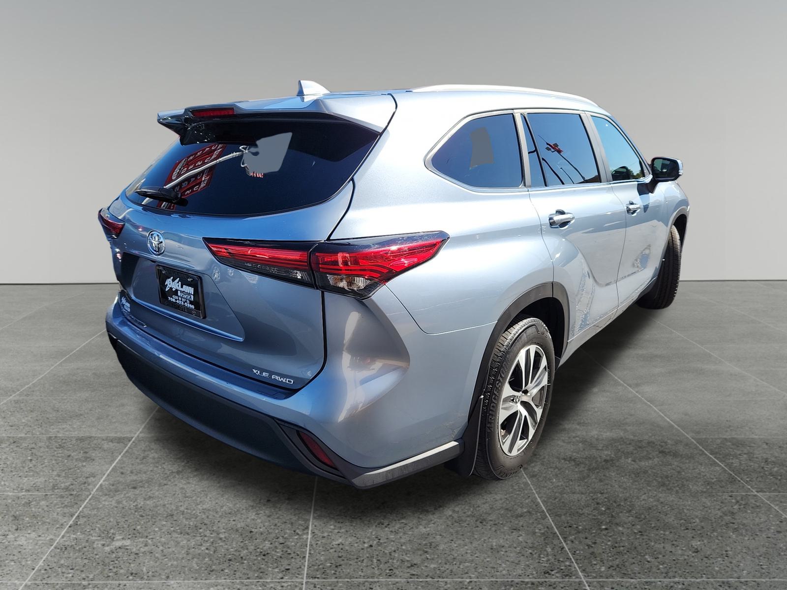 2023 Toyota Highlander XLE 7