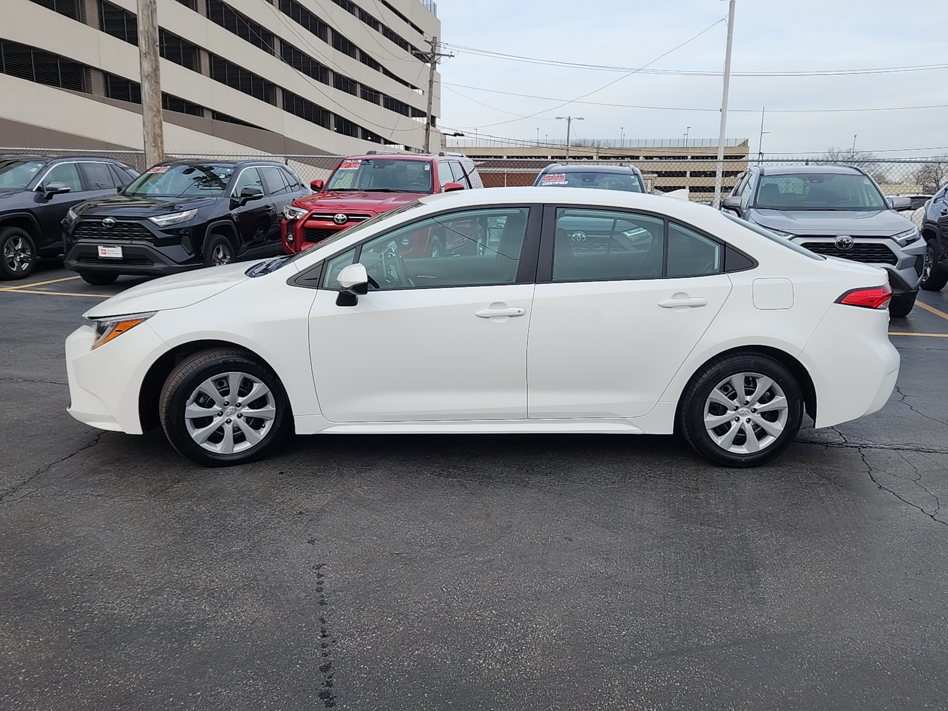 2021 Toyota Corolla LE 4