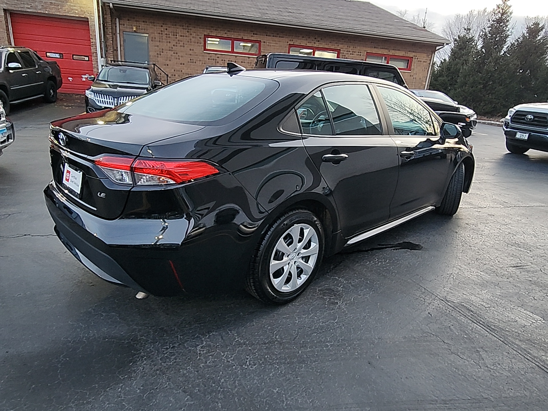 2021 Toyota Corolla LE 7