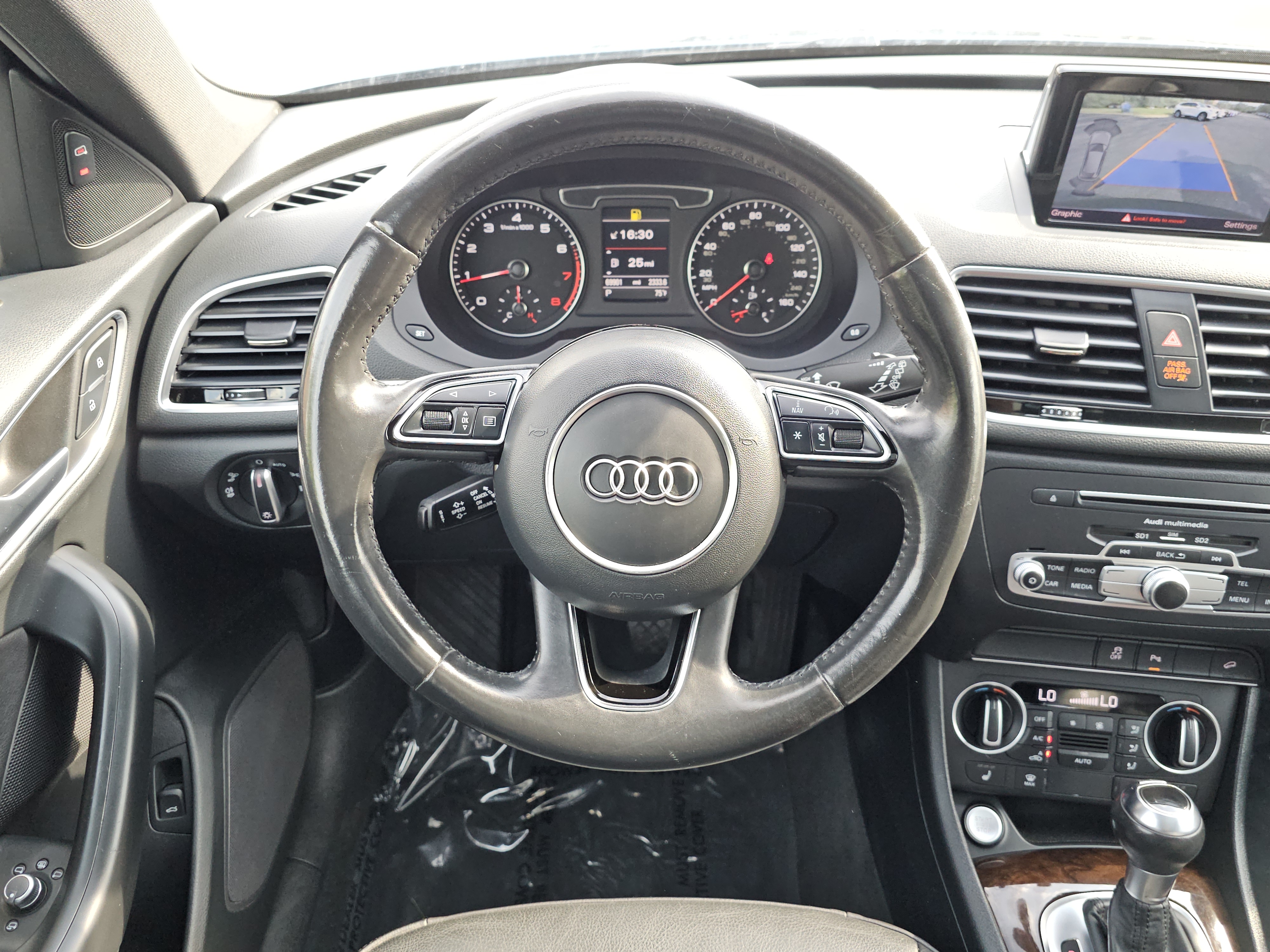 2017 Audi Q3 2.0T Premium Plus 23
