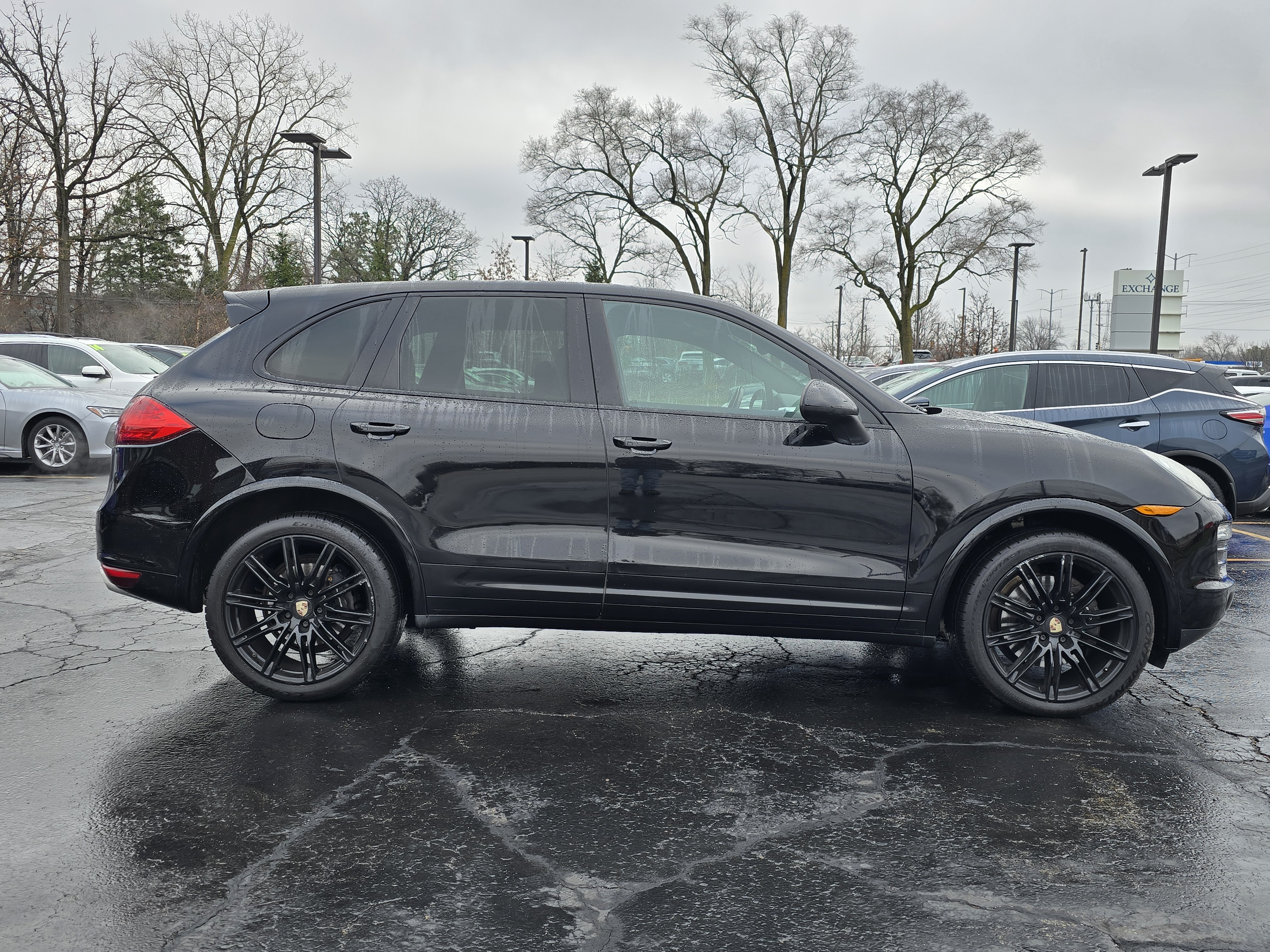 2013 Porsche Cayenne Base 28