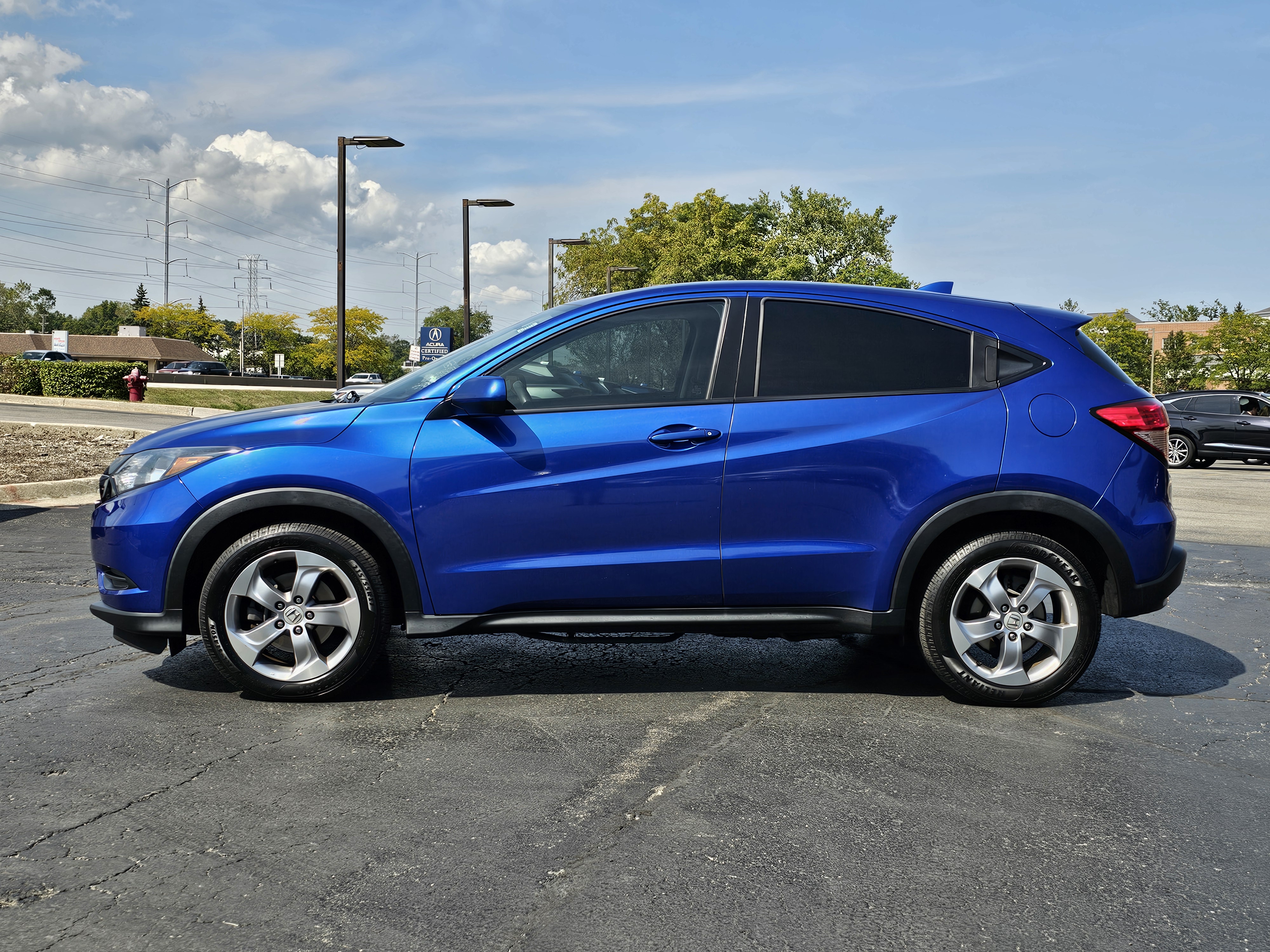 2018 Honda HR-V LX 2