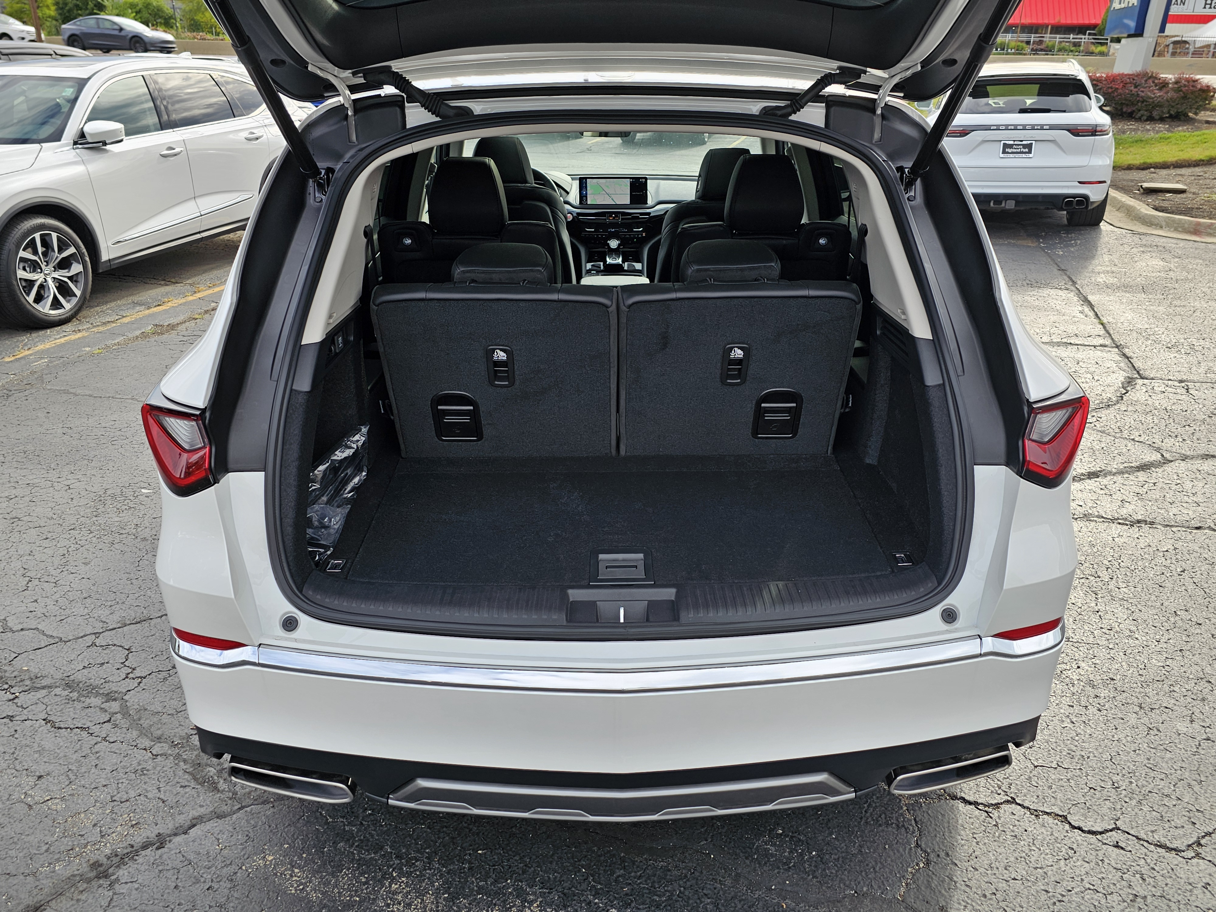 2025 Acura MDX Base 22