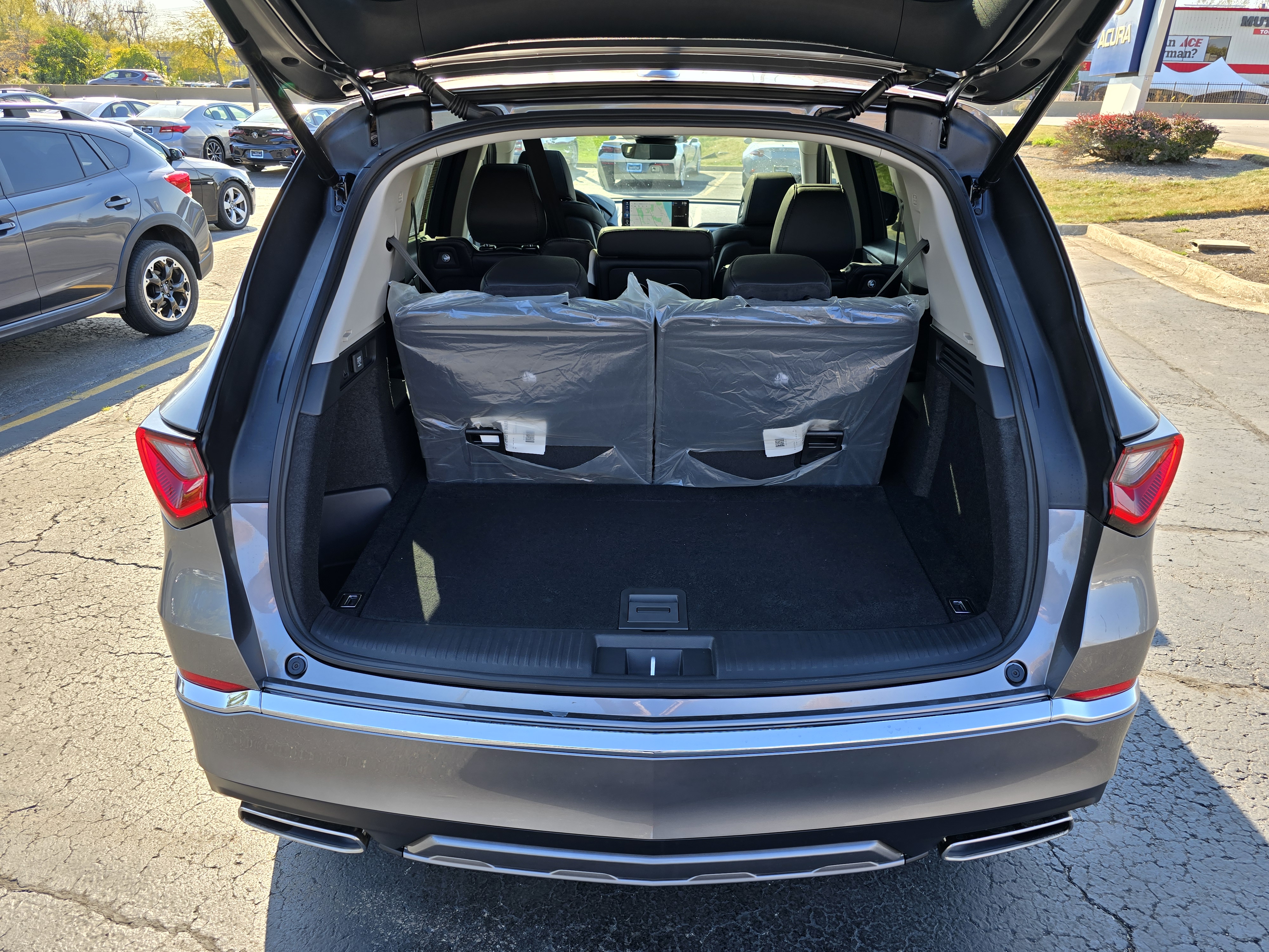 2025 Acura MDX Base 23