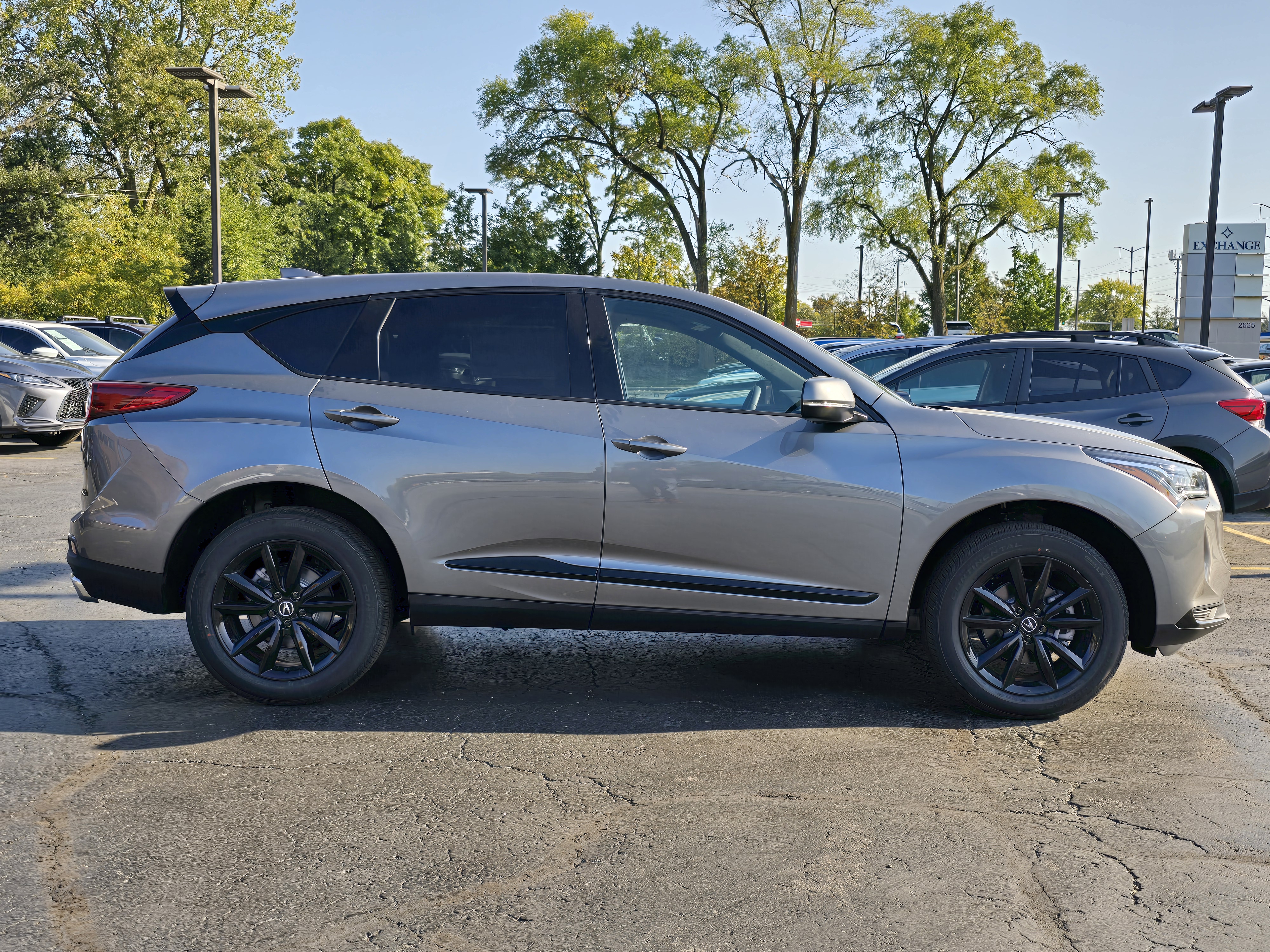 2025 Acura RDX Base 27