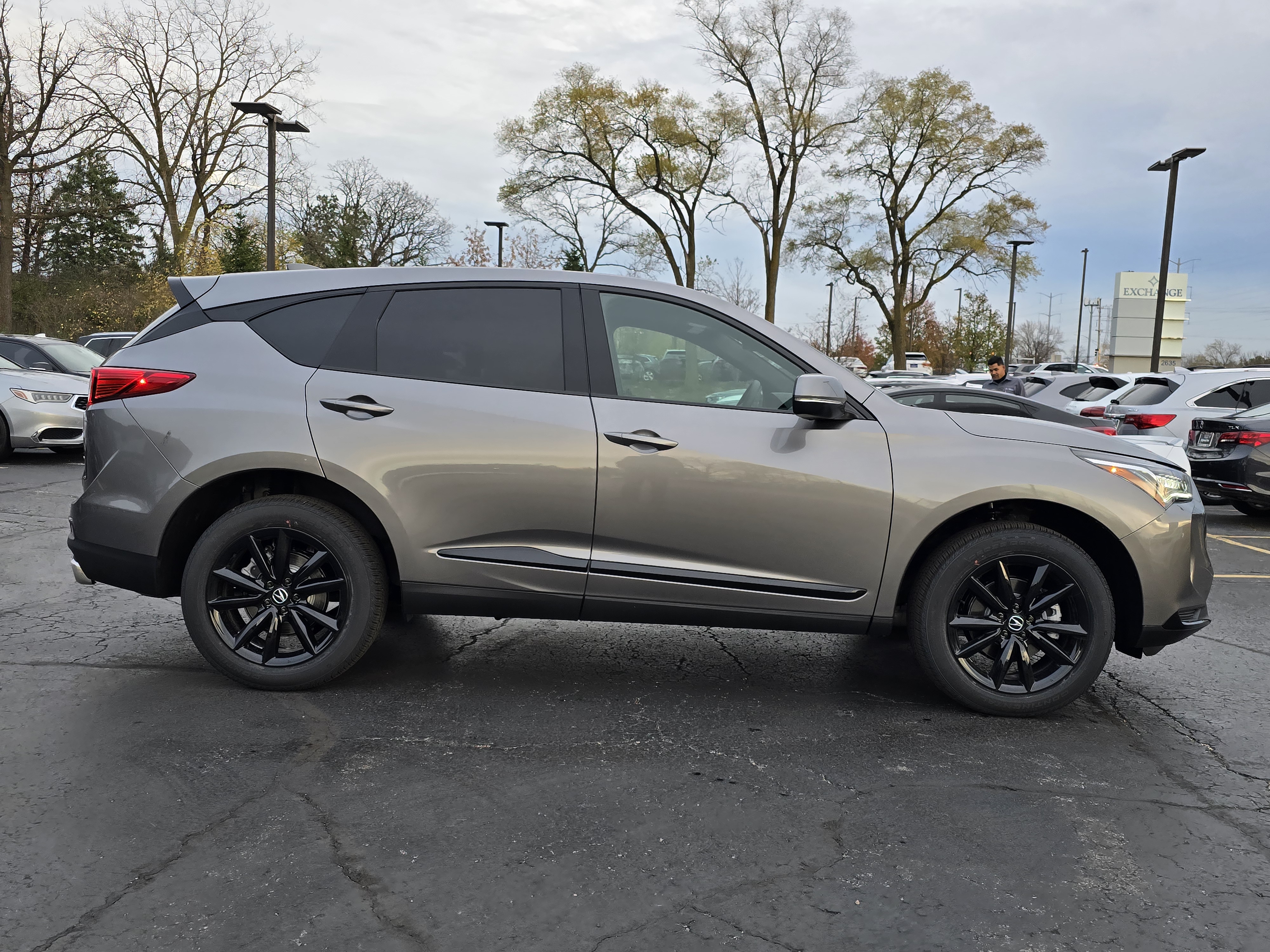 2025 Acura RDX Base 27