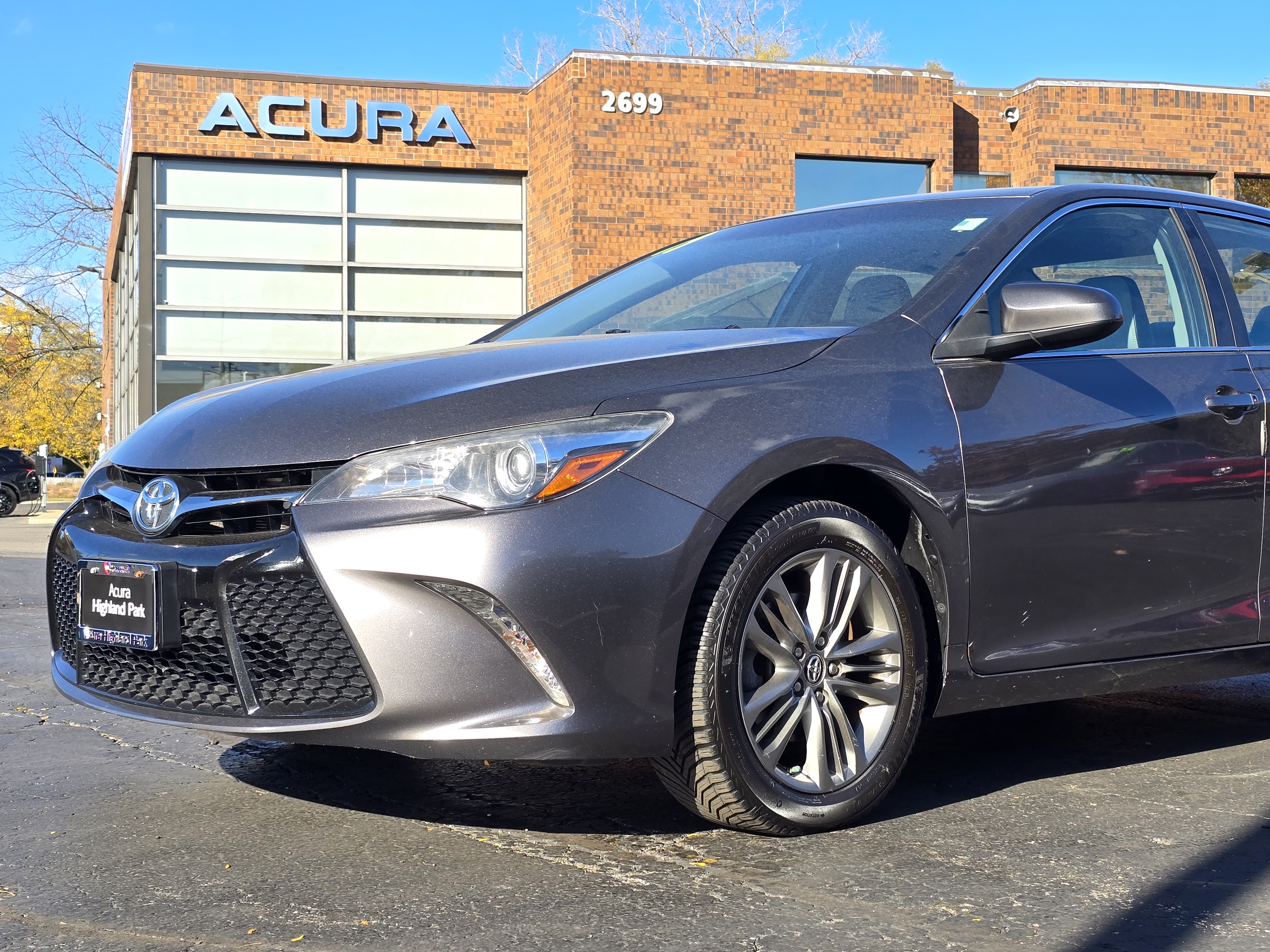 2017 Toyota Camry SE 26