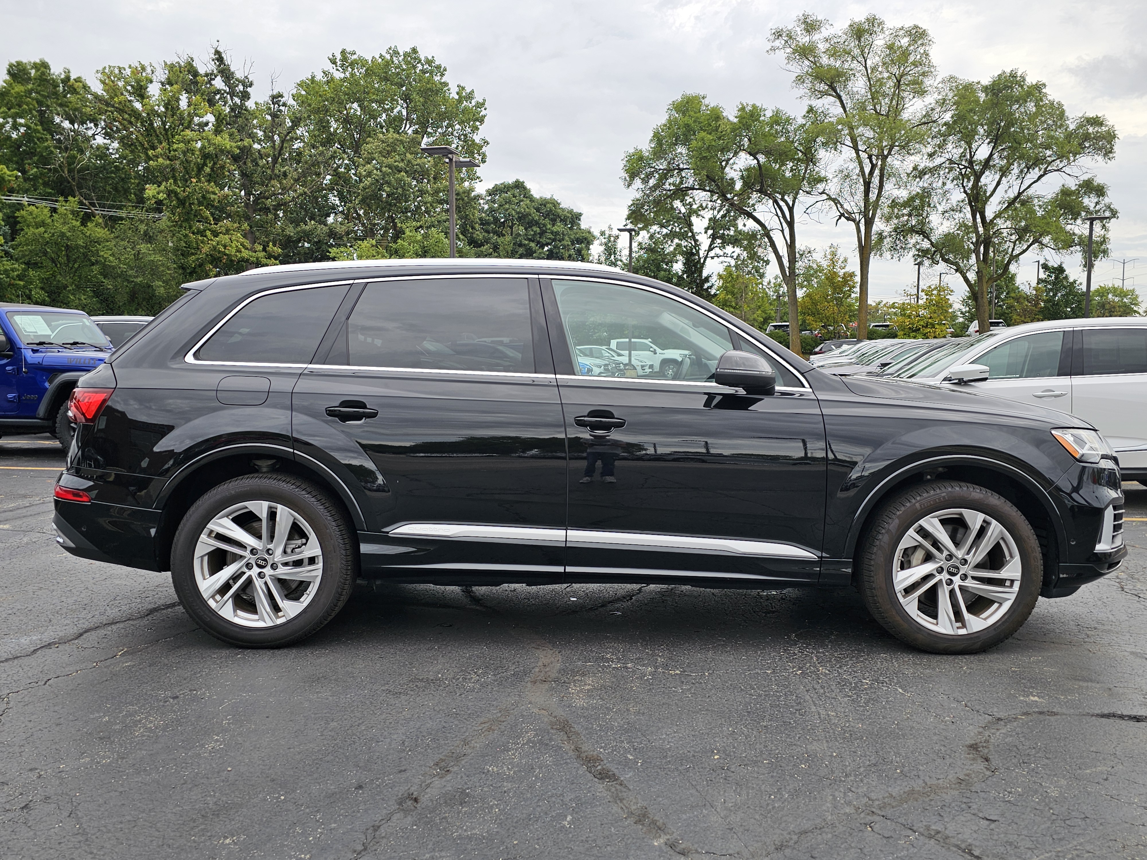 2023 Audi Q7 55 Premium Plus 25