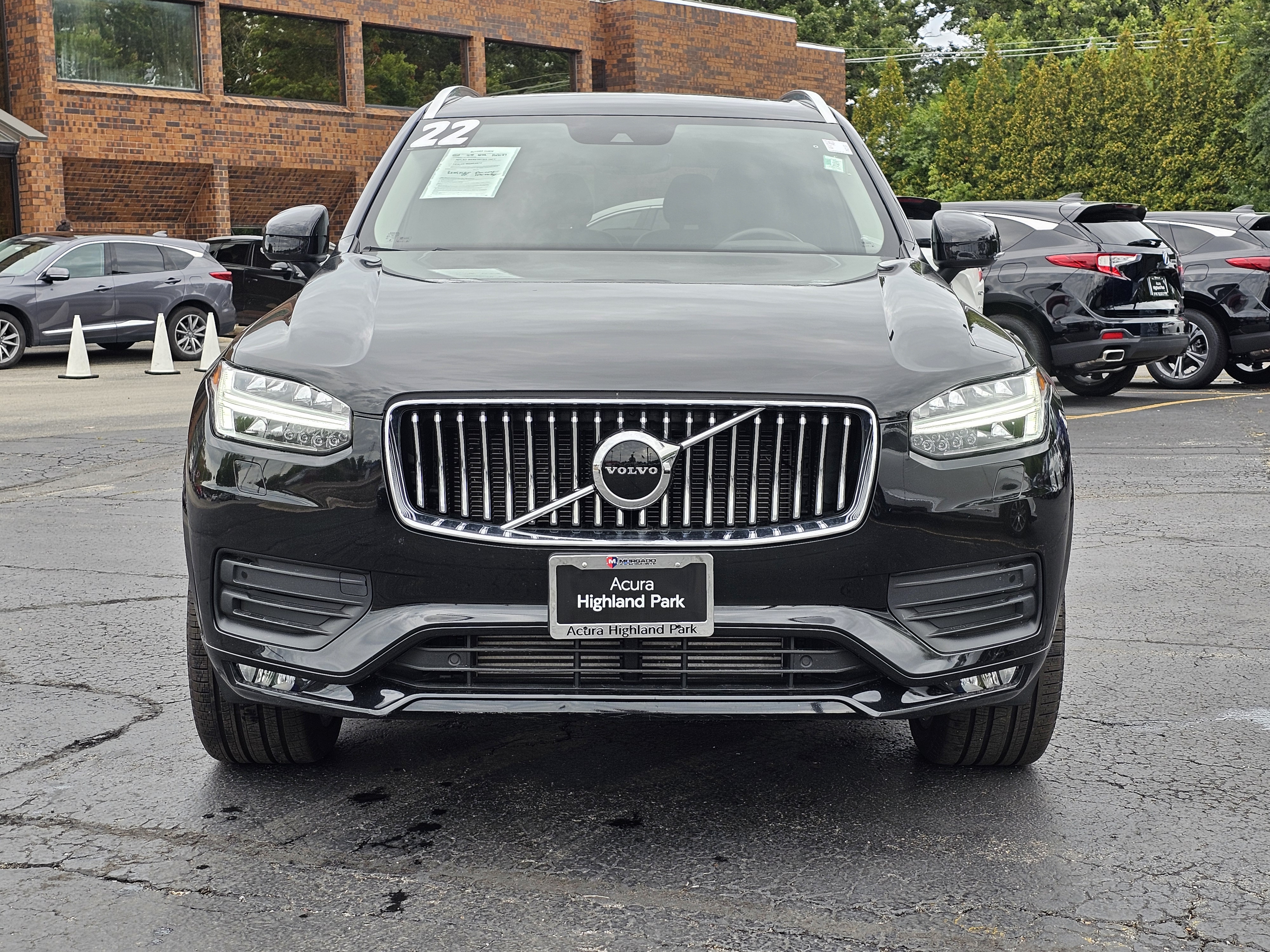 2022 Volvo XC90 T6 Momentum 25