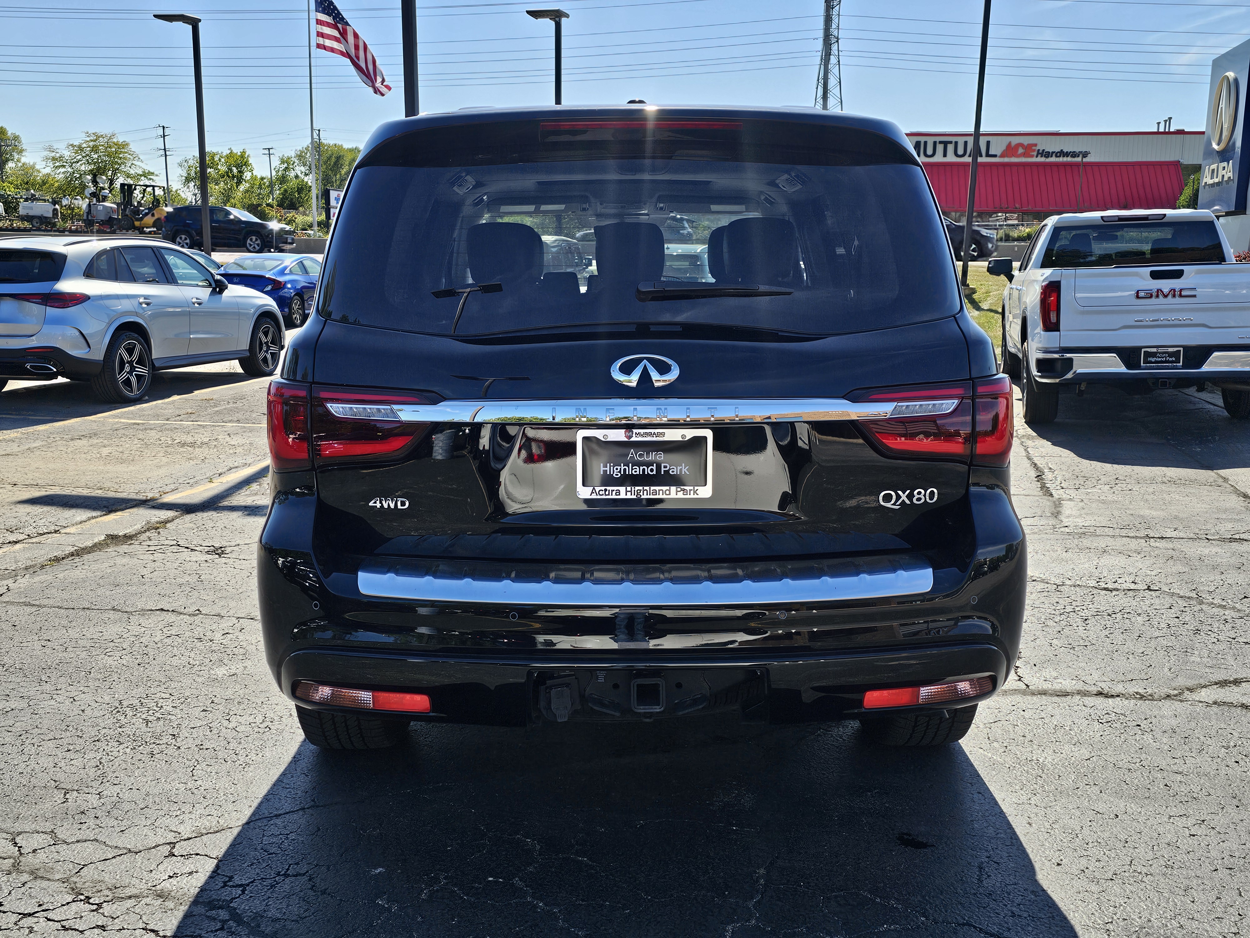 2023 INFINITI QX80 LUXE 28