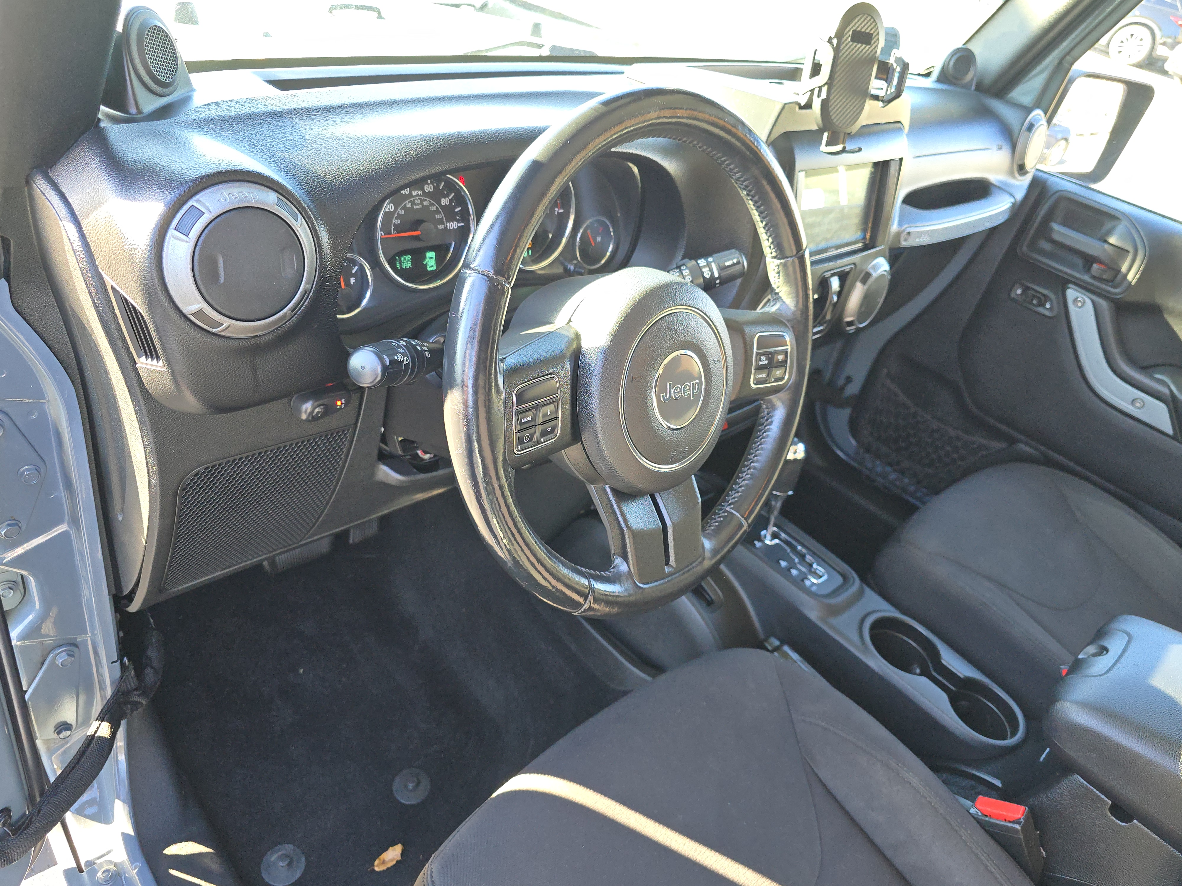 2014 Jeep Wrangler Unlimited Sport 13