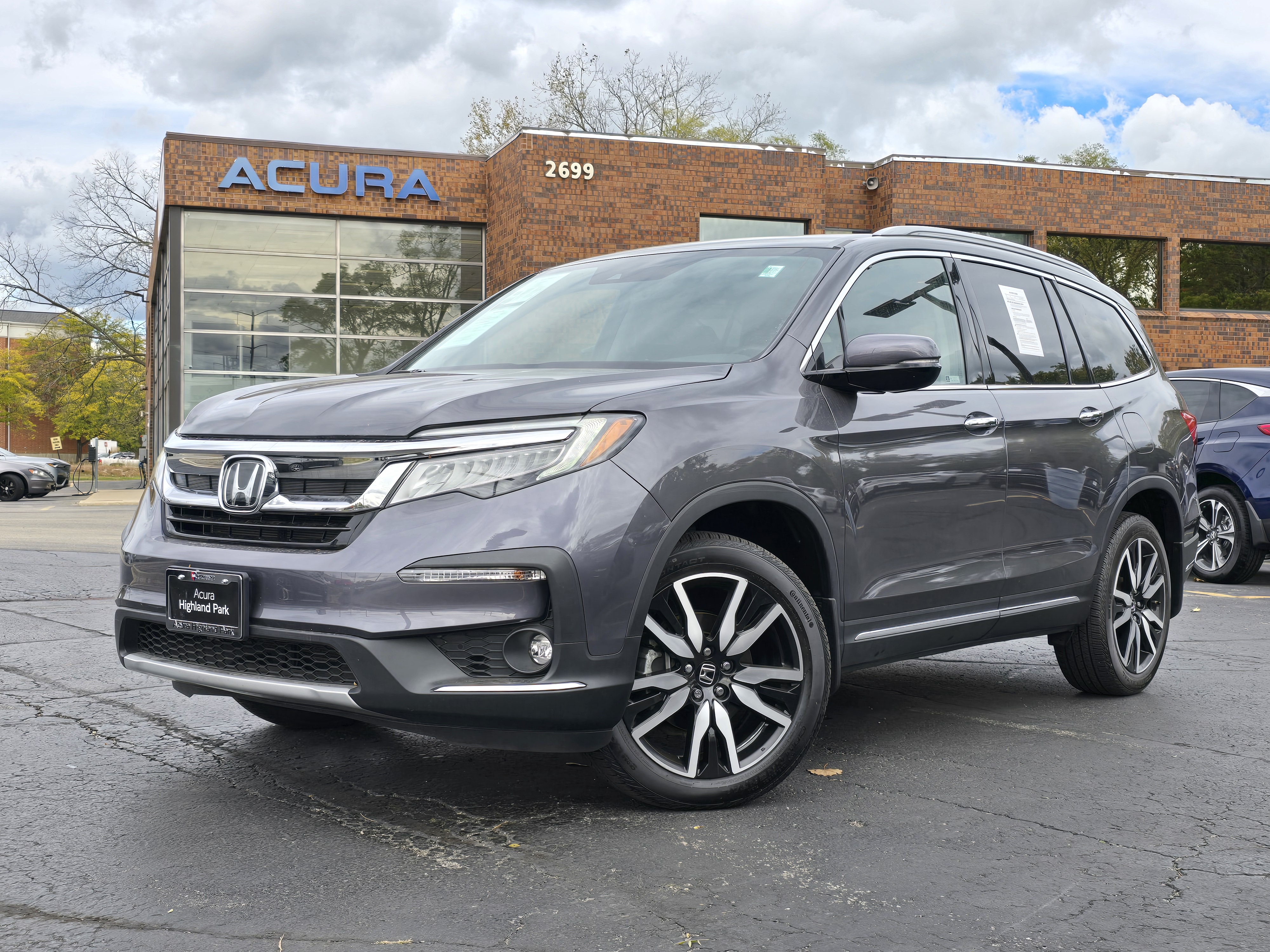 2022 Honda Pilot Touring 1