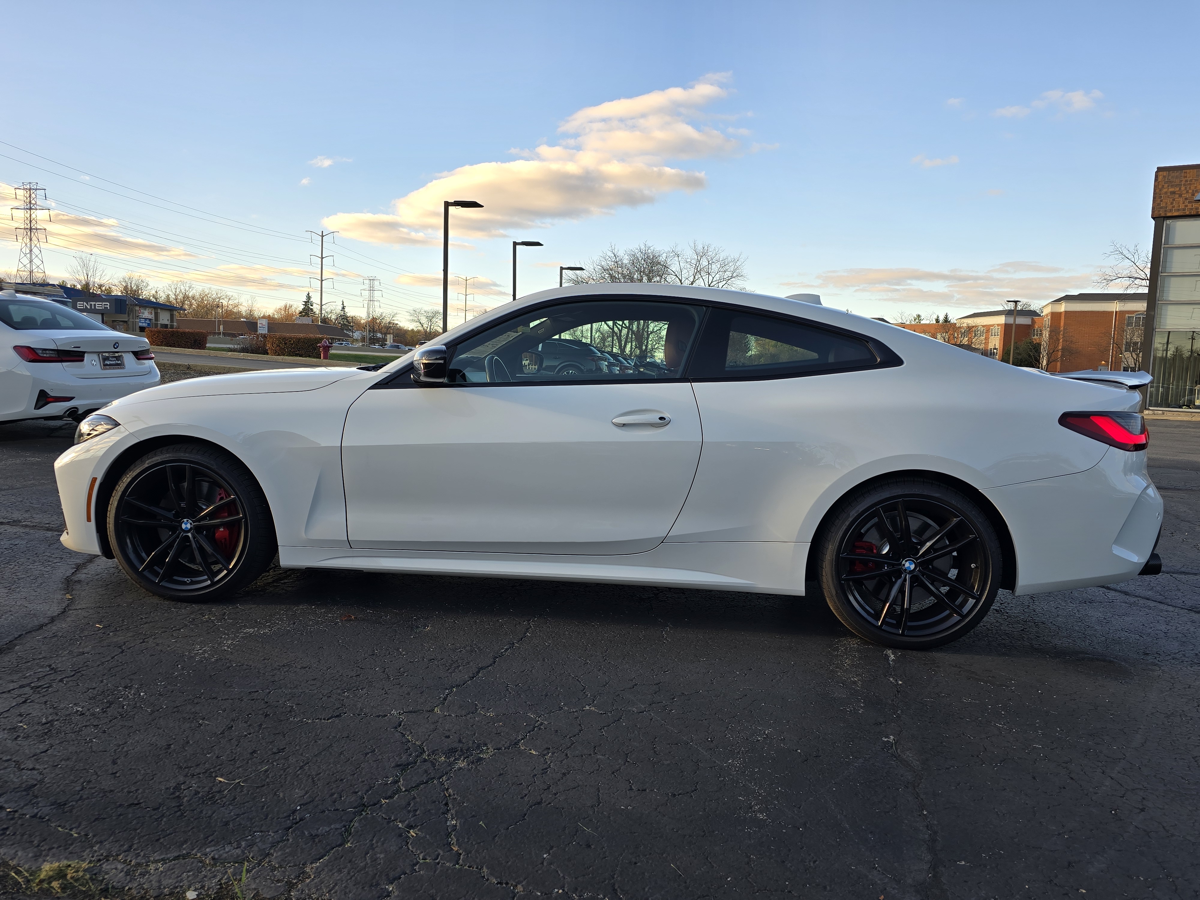 2023 BMW 4 Series M440i xDrive 3