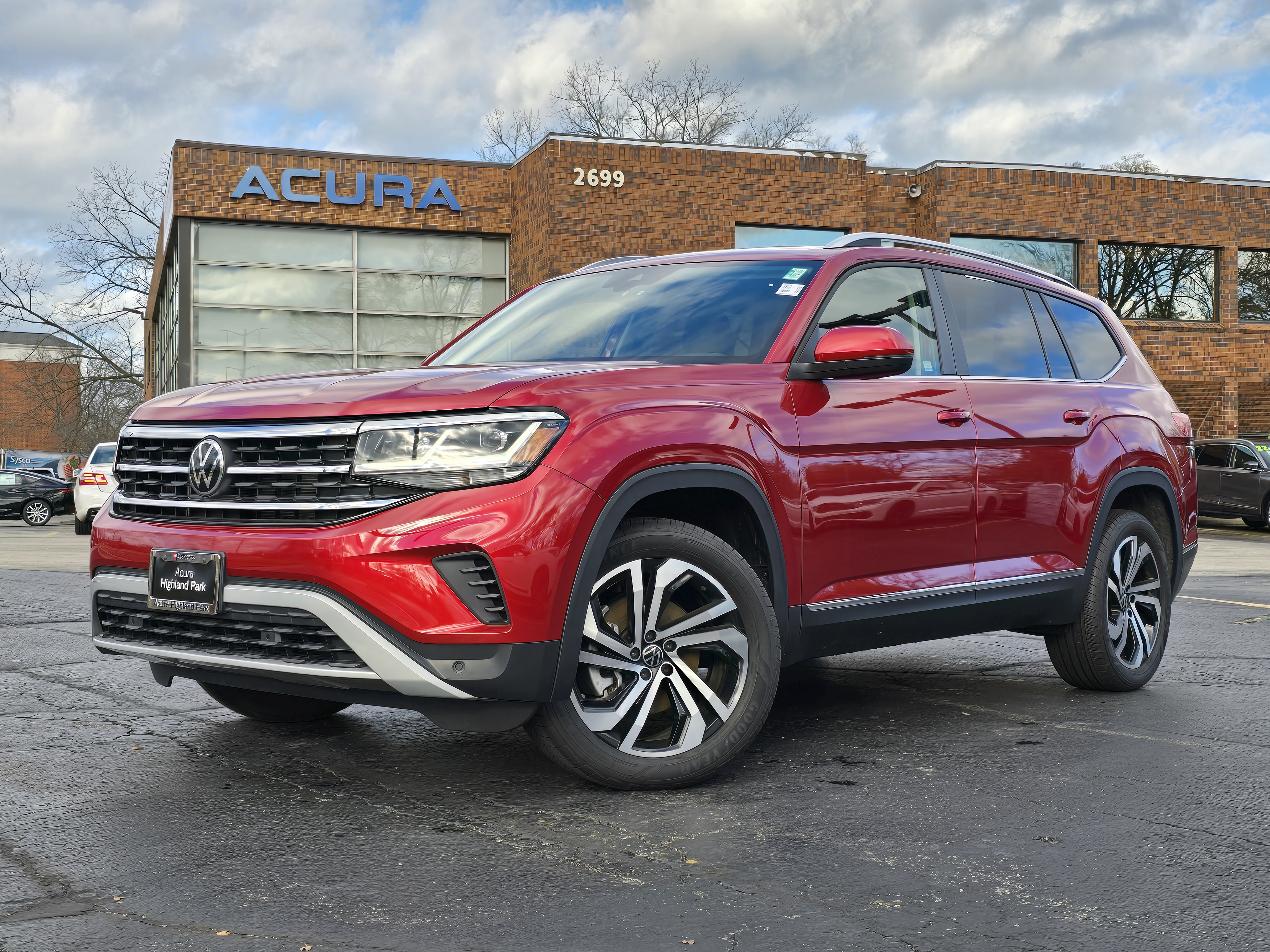 2023 Volkswagen Atlas SEL 1