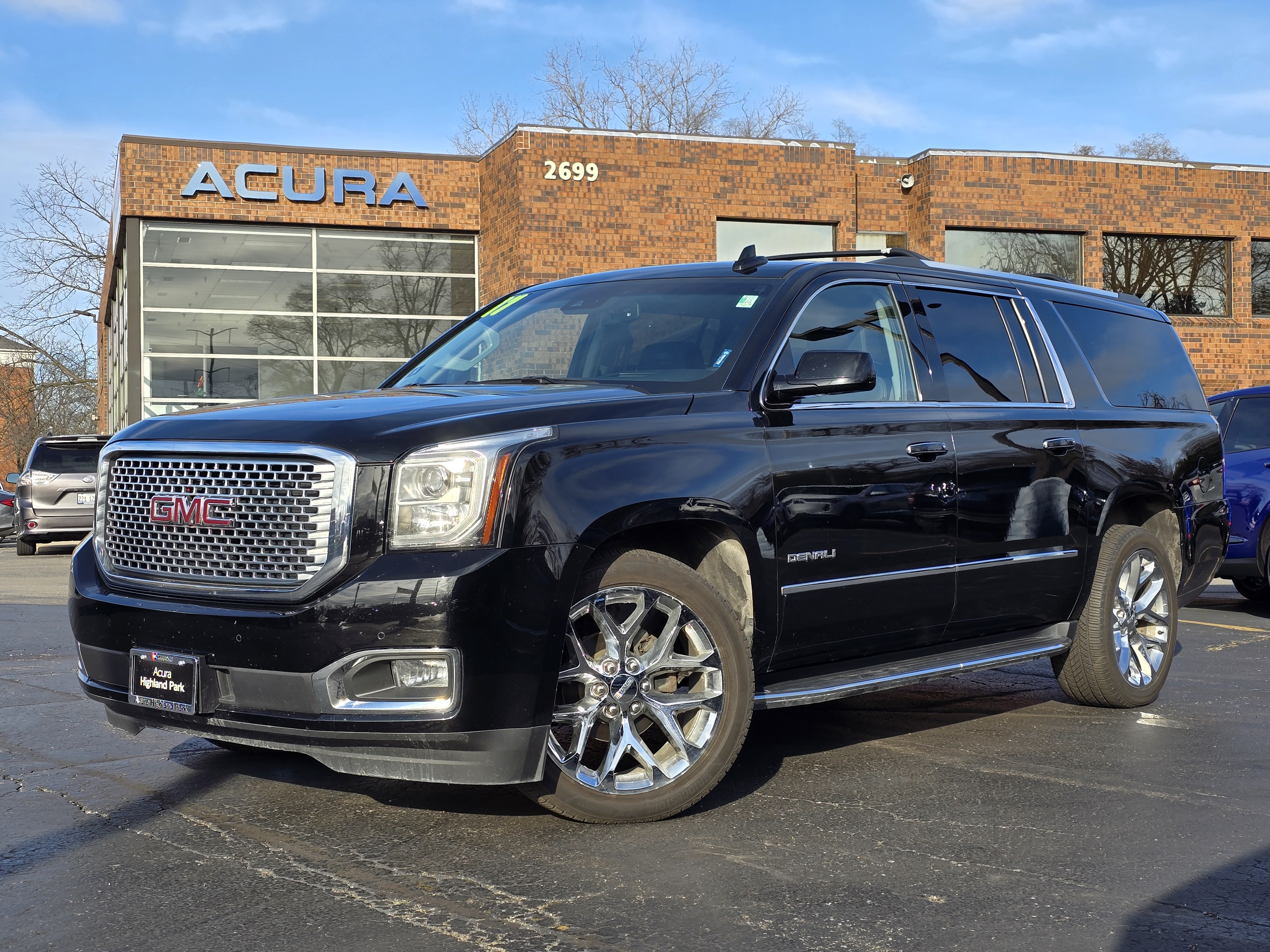 2017 GMC Yukon XL Denali 2