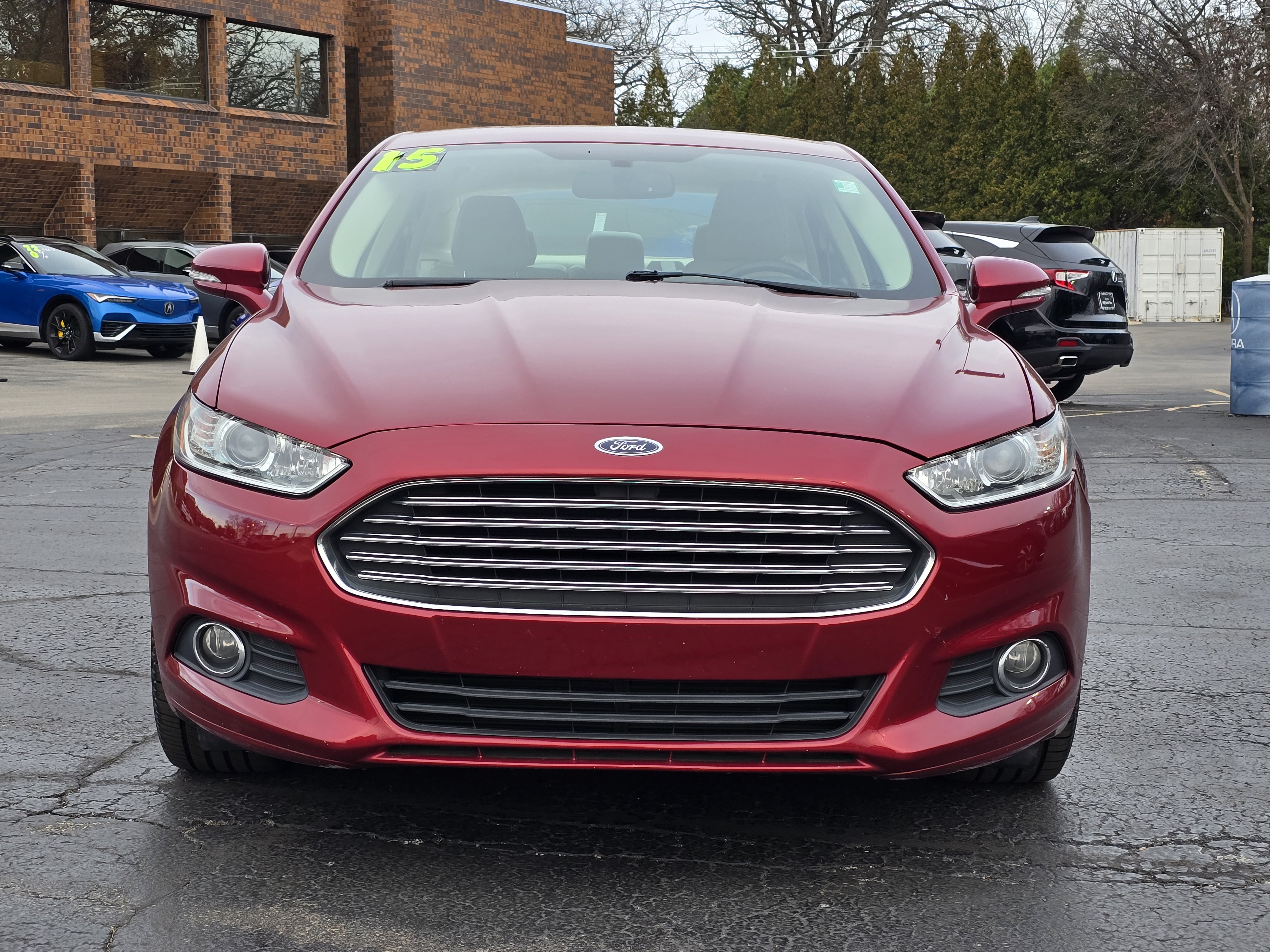 2015 Ford Fusion SE 23