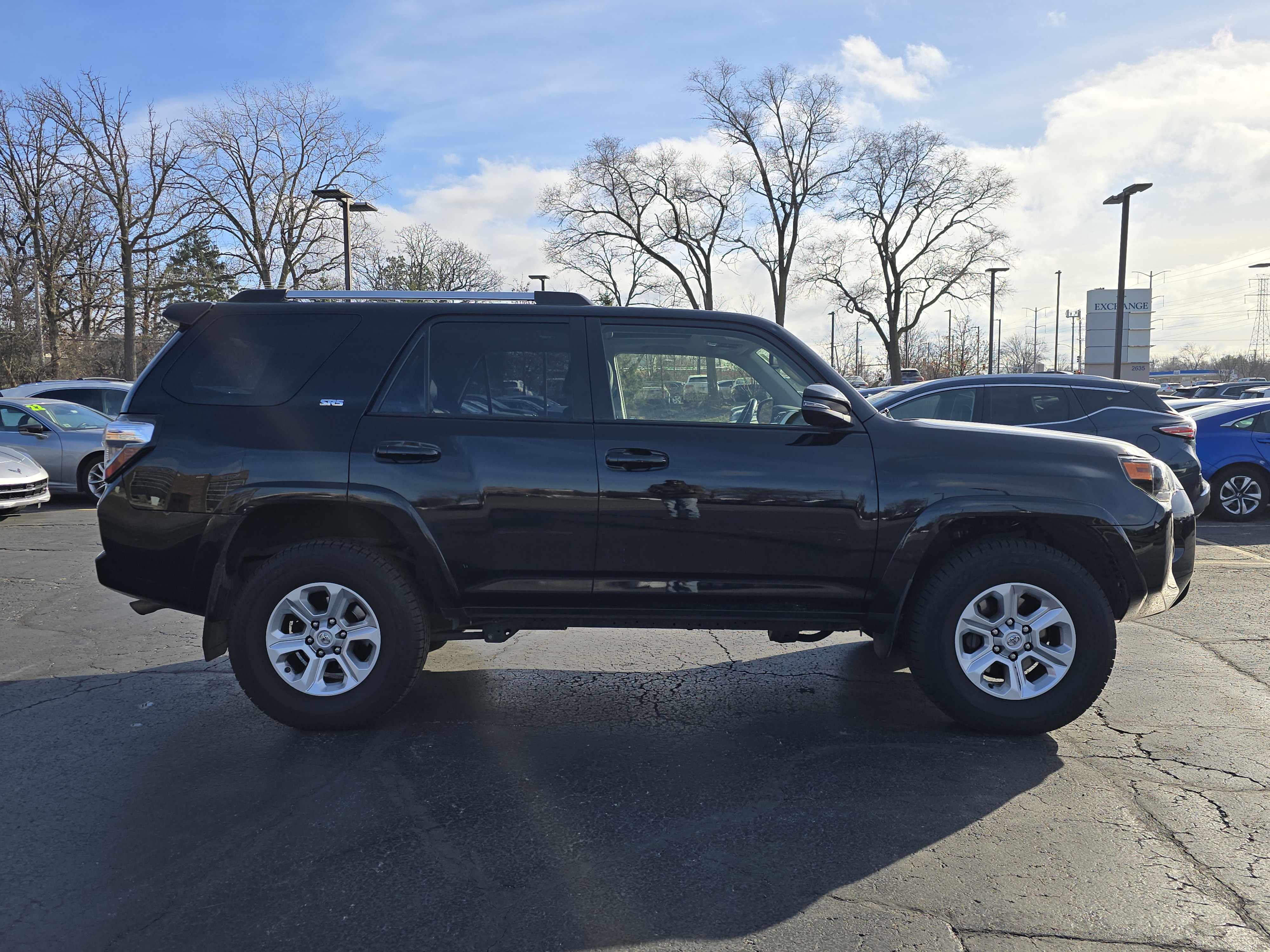 2019 Toyota 4Runner SR5 Premium 25