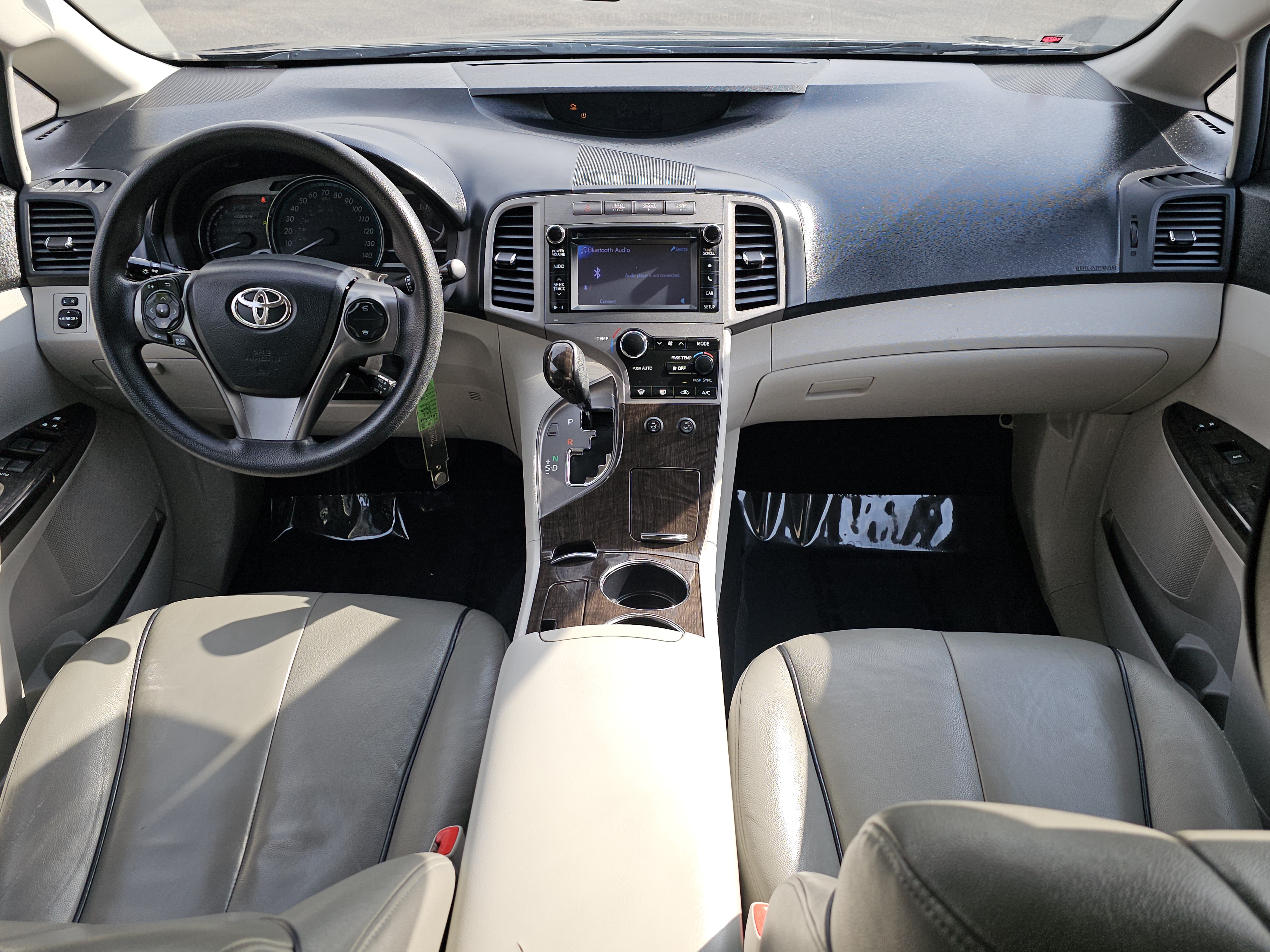 2013 Toyota Venza XLE 21