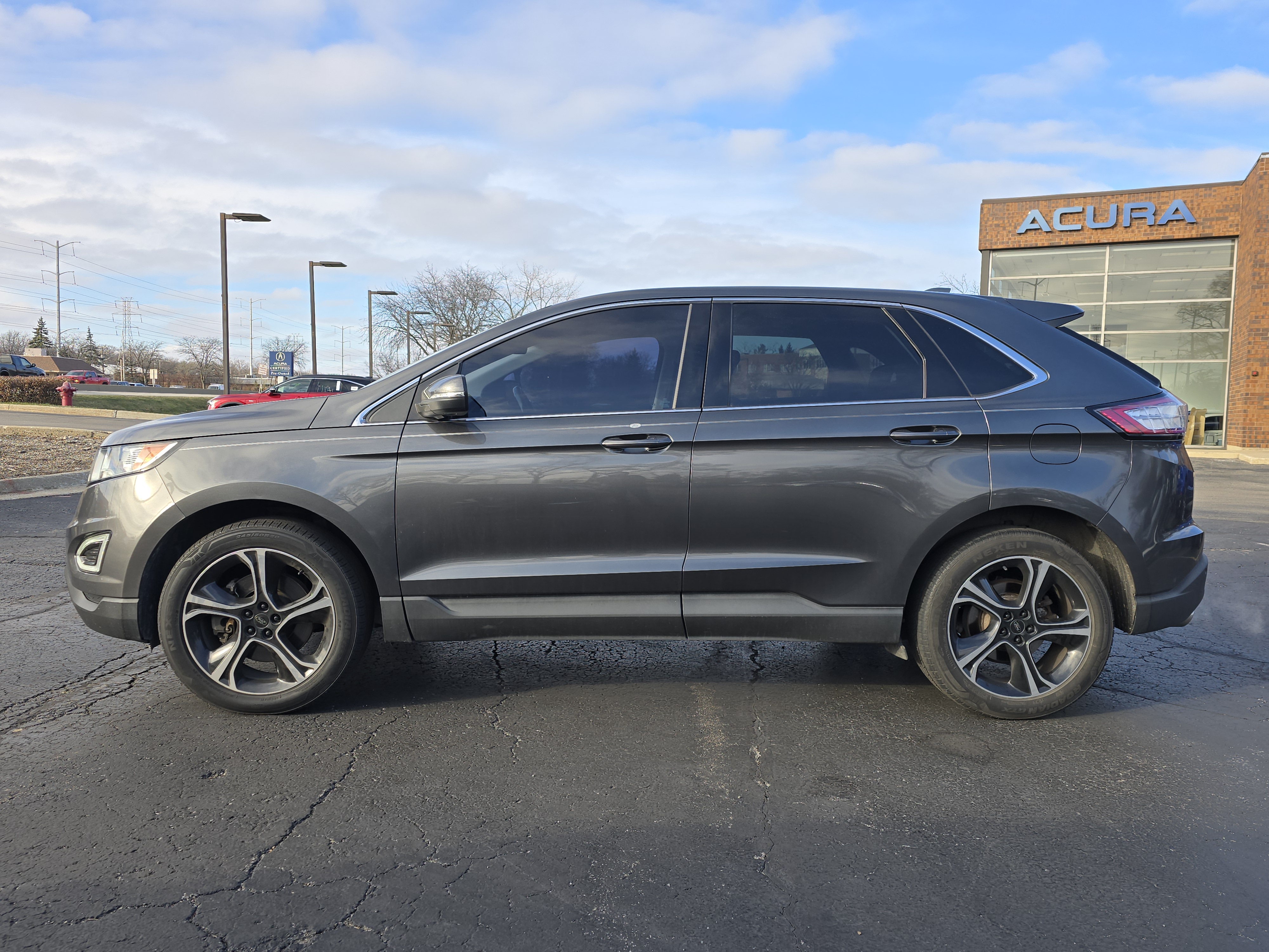 2017 Ford Edge SEL 3