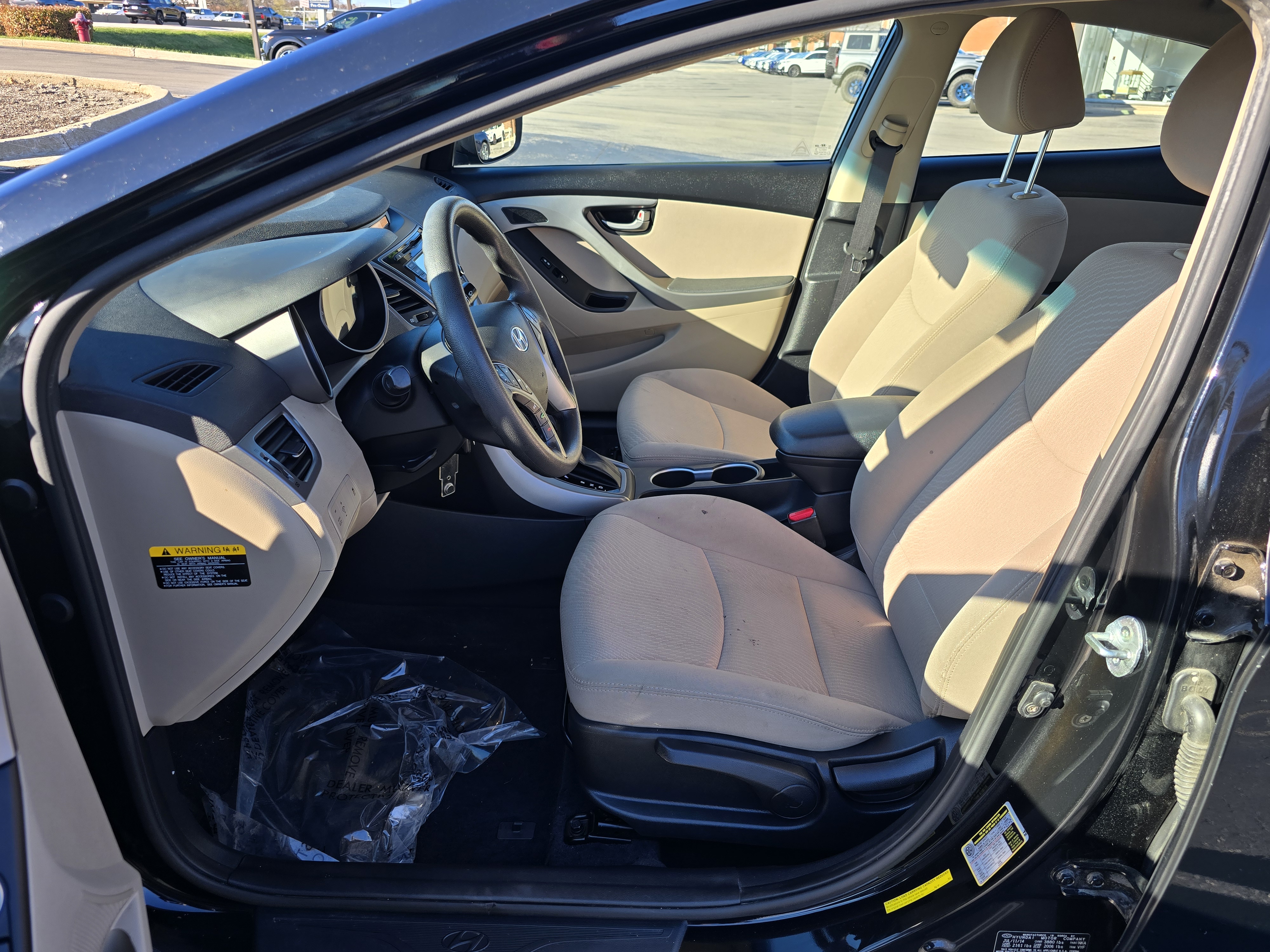 2015 Hyundai Elantra SE 14