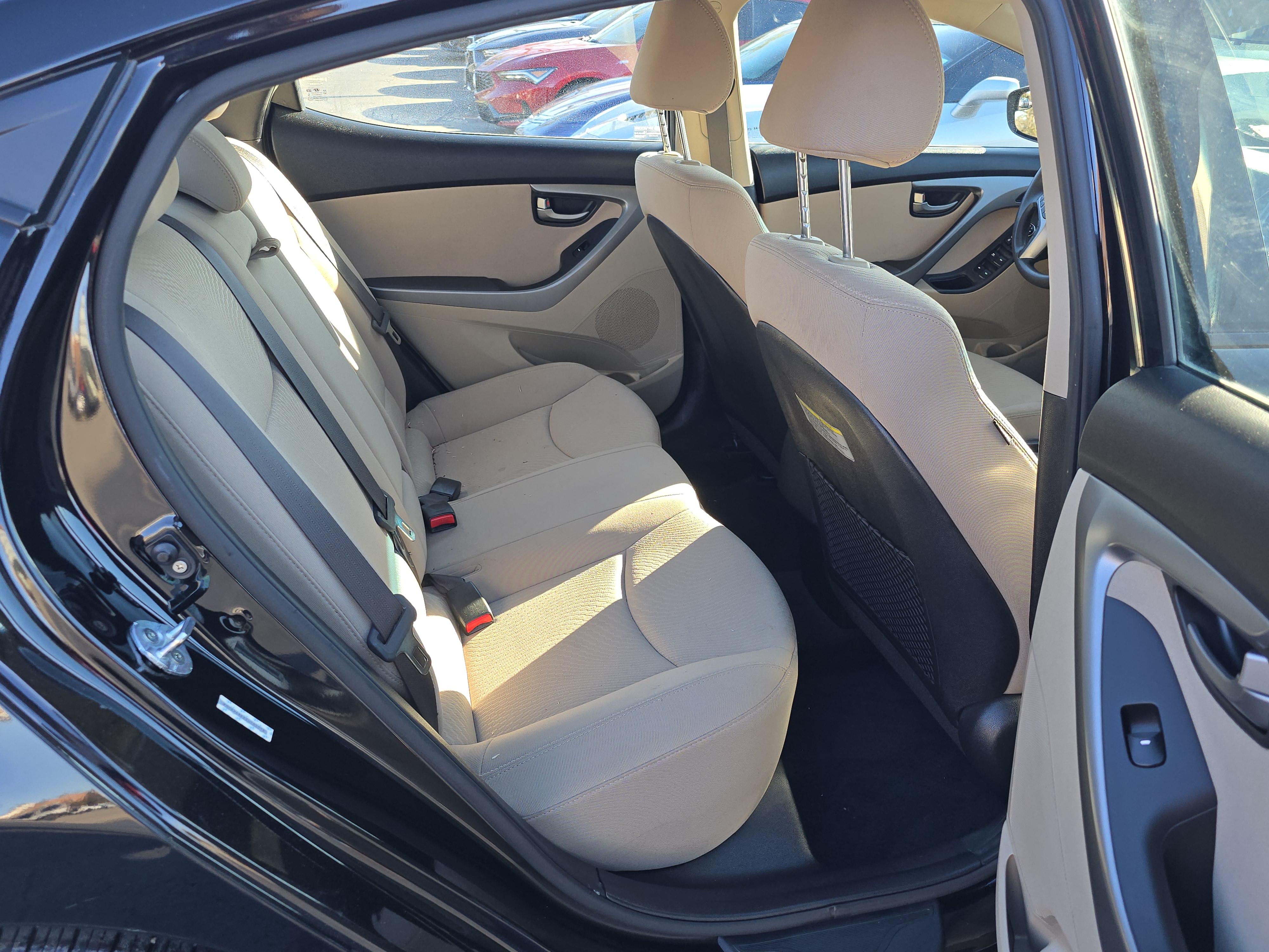 2015 Hyundai Elantra SE 21