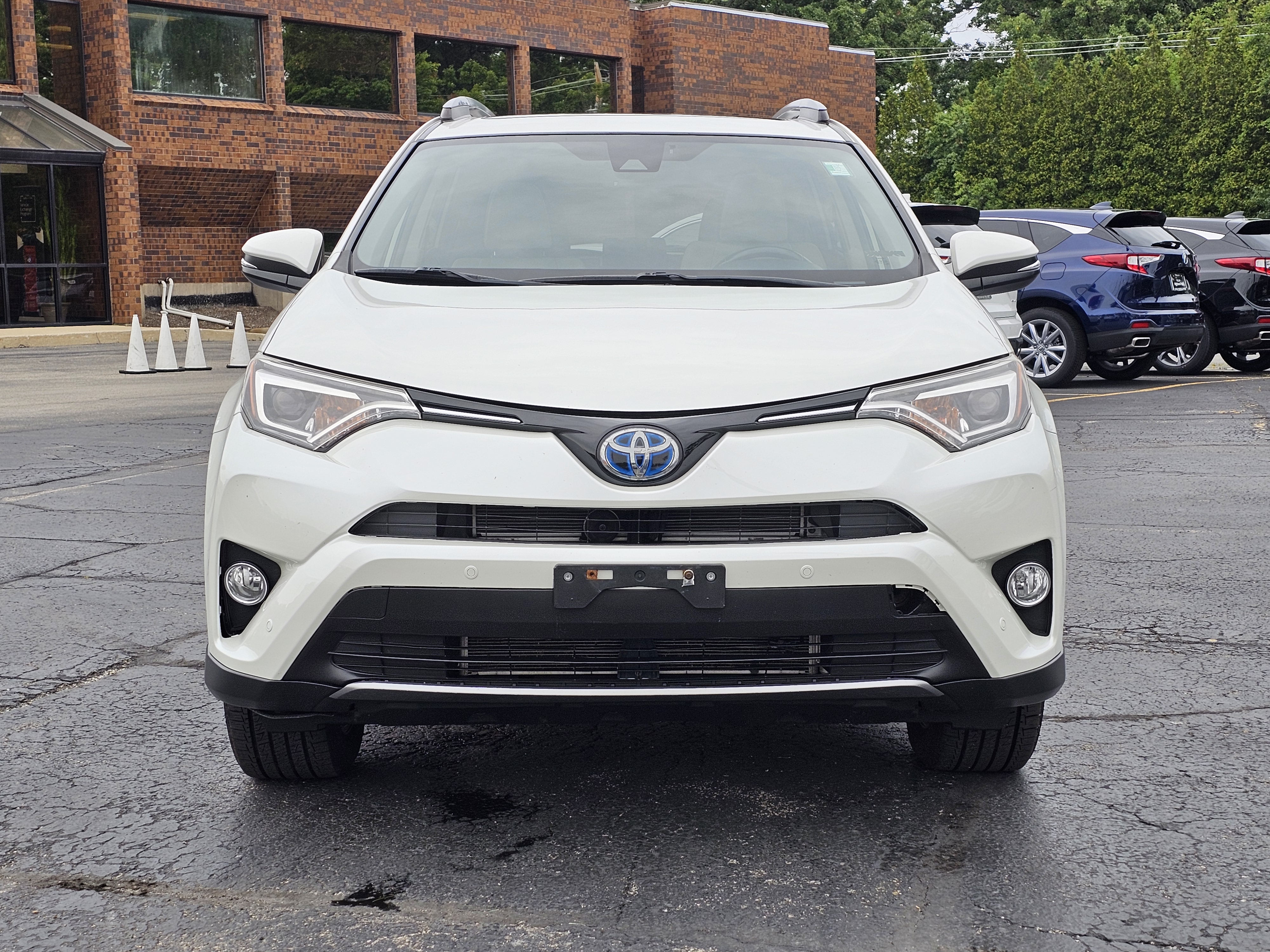 2018 Toyota RAV4 Hybrid Limited 25