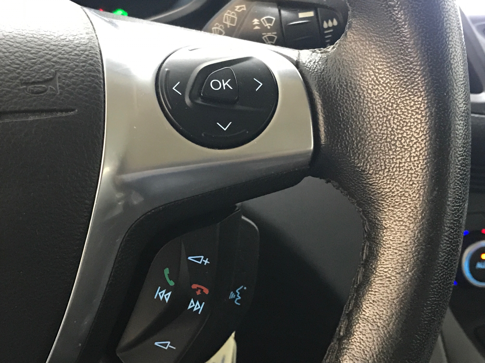 2018 Ford C-Max Hybrid SE 10