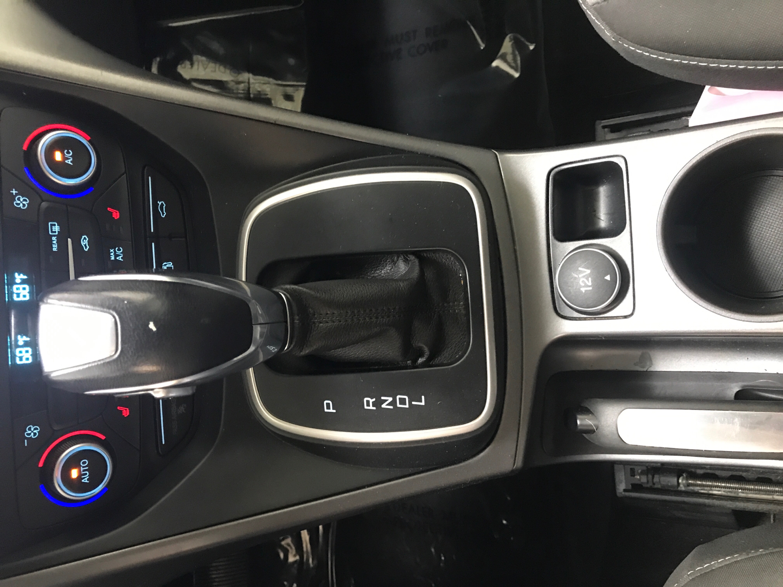 2018 Ford C-Max Hybrid SE 15