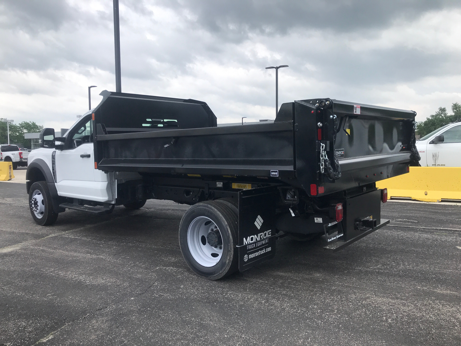 2023 Ford Super Duty F-450 DRW XL 4