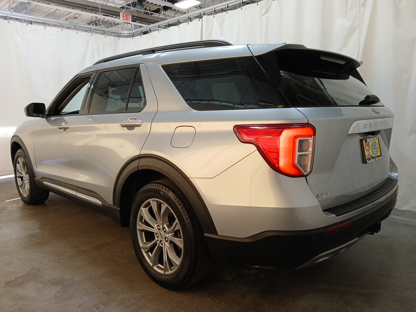 2022 Ford Explorer XLT 4