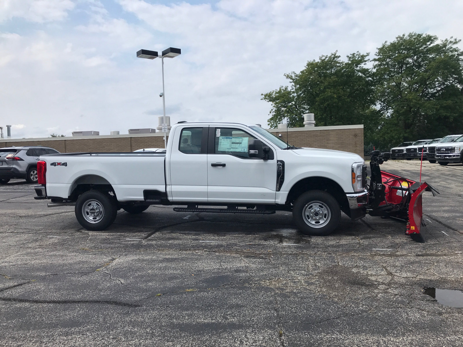 2023 Ford Super Duty F-250 XL Snowplow 2