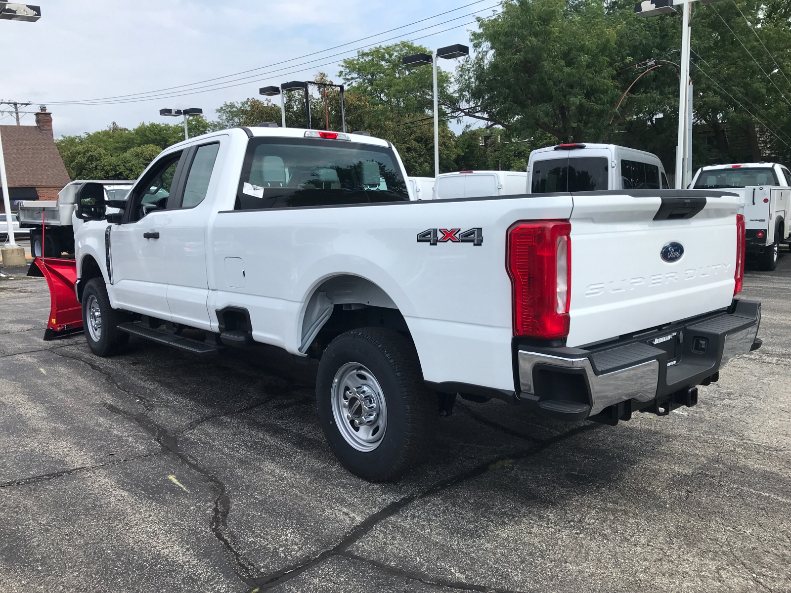 2023 Ford Super Duty F-250 XL Snowplow 4