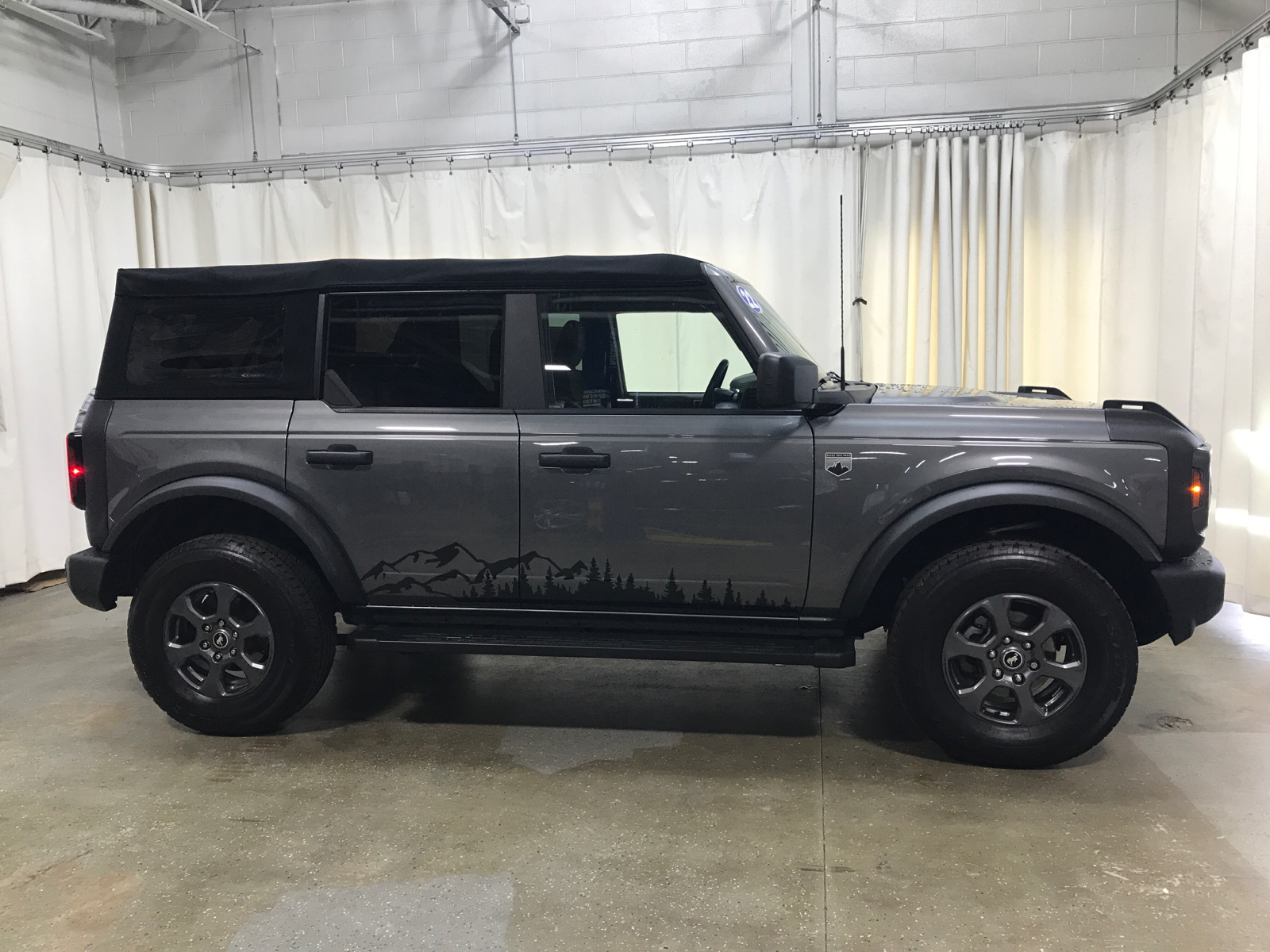 2022 Ford Bronco Big Bend 2