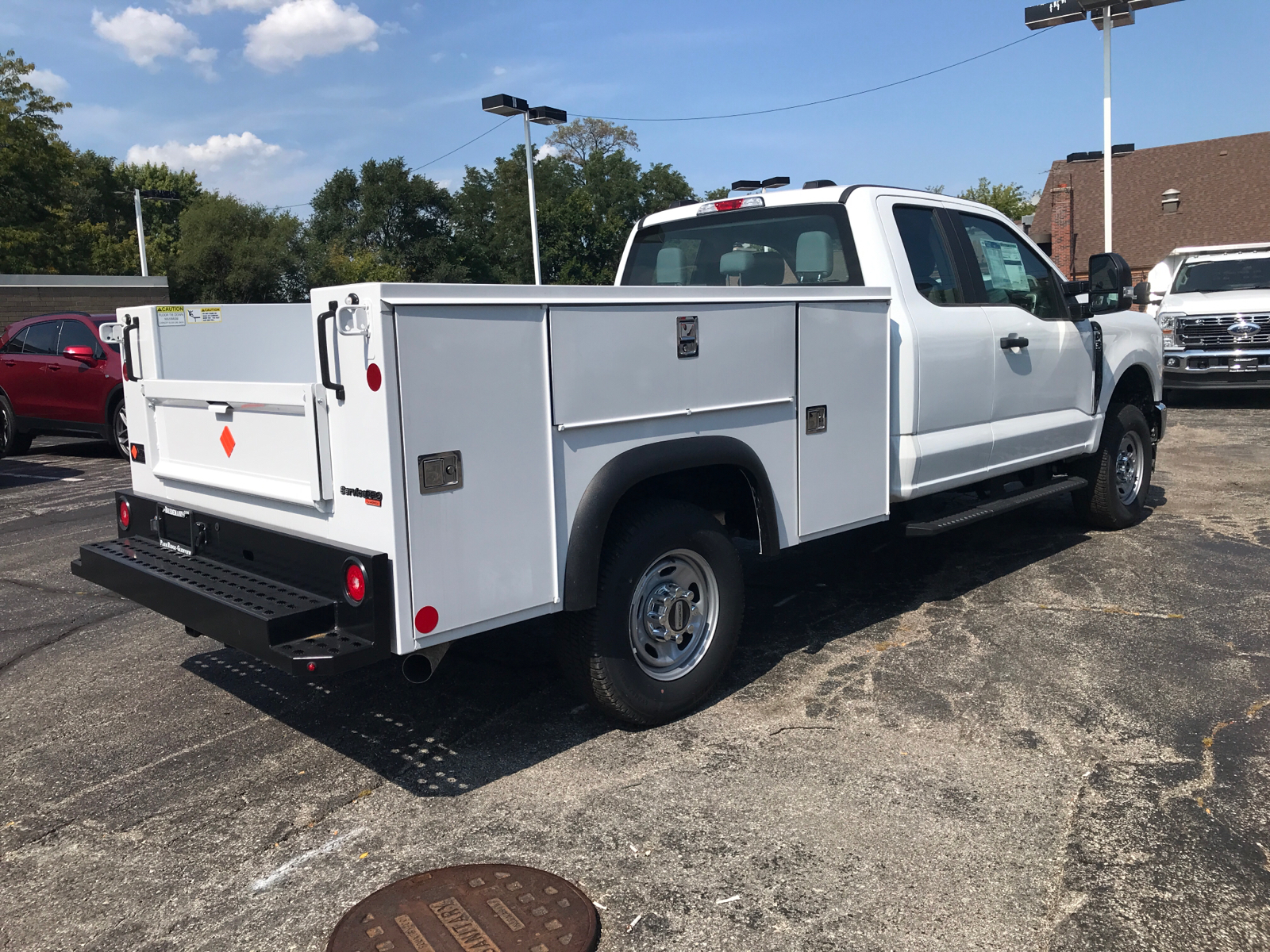 2023 Ford Service Body XL 3