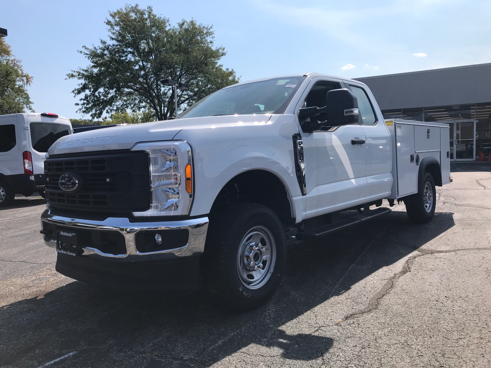 2023 Ford Service Body XL 5