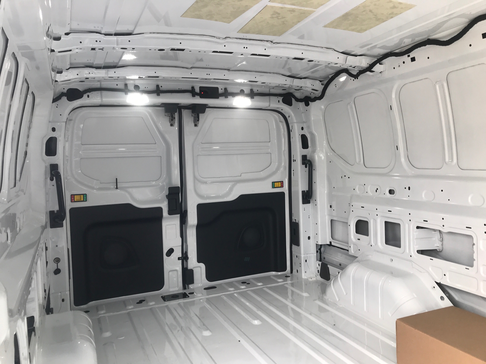 2024 Ford Transit Cargo Van  17