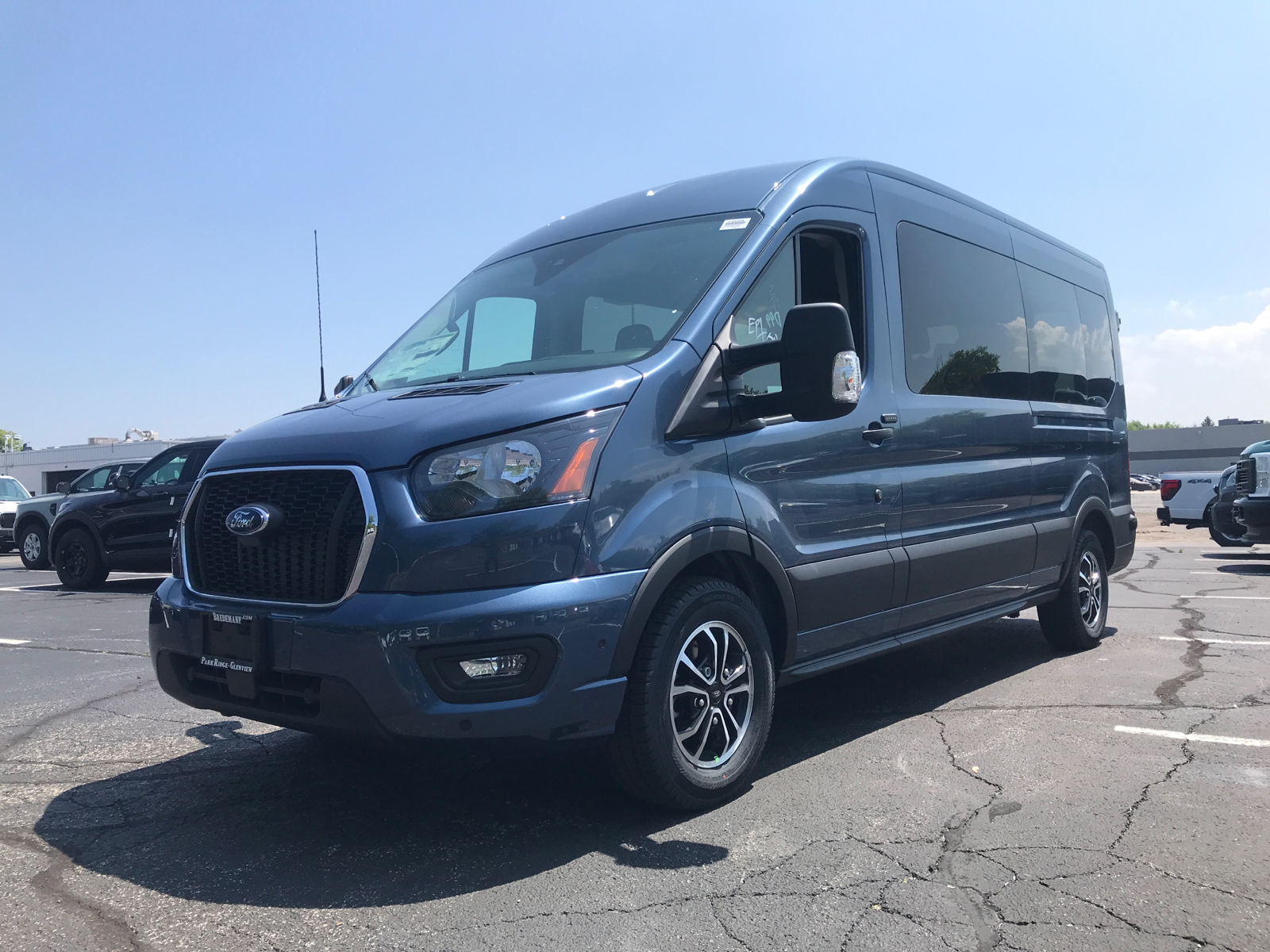 2024 Ford Transit Passenger Wagon XLT 5