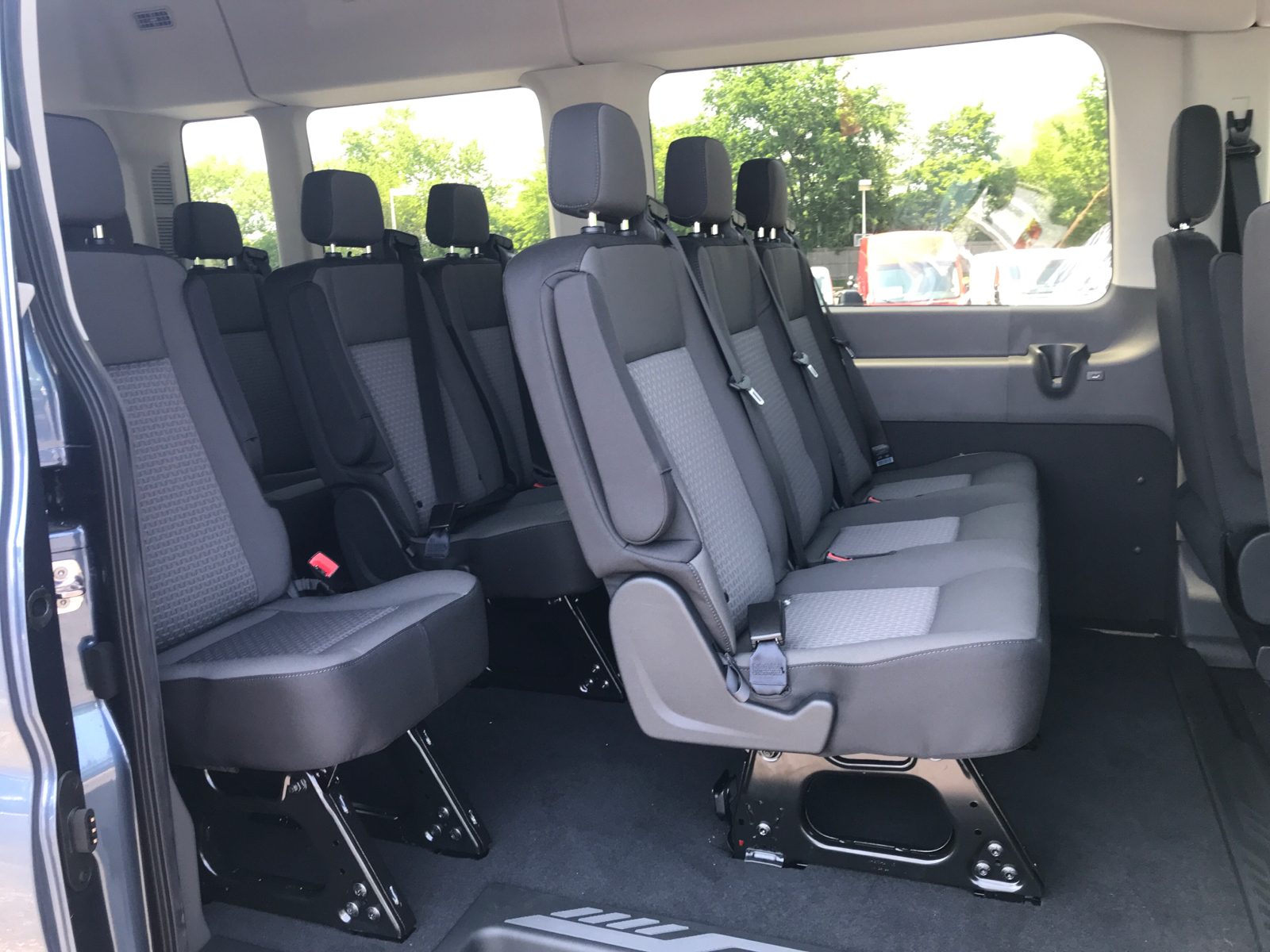 2024 Ford Transit Passenger Wagon XLT 19