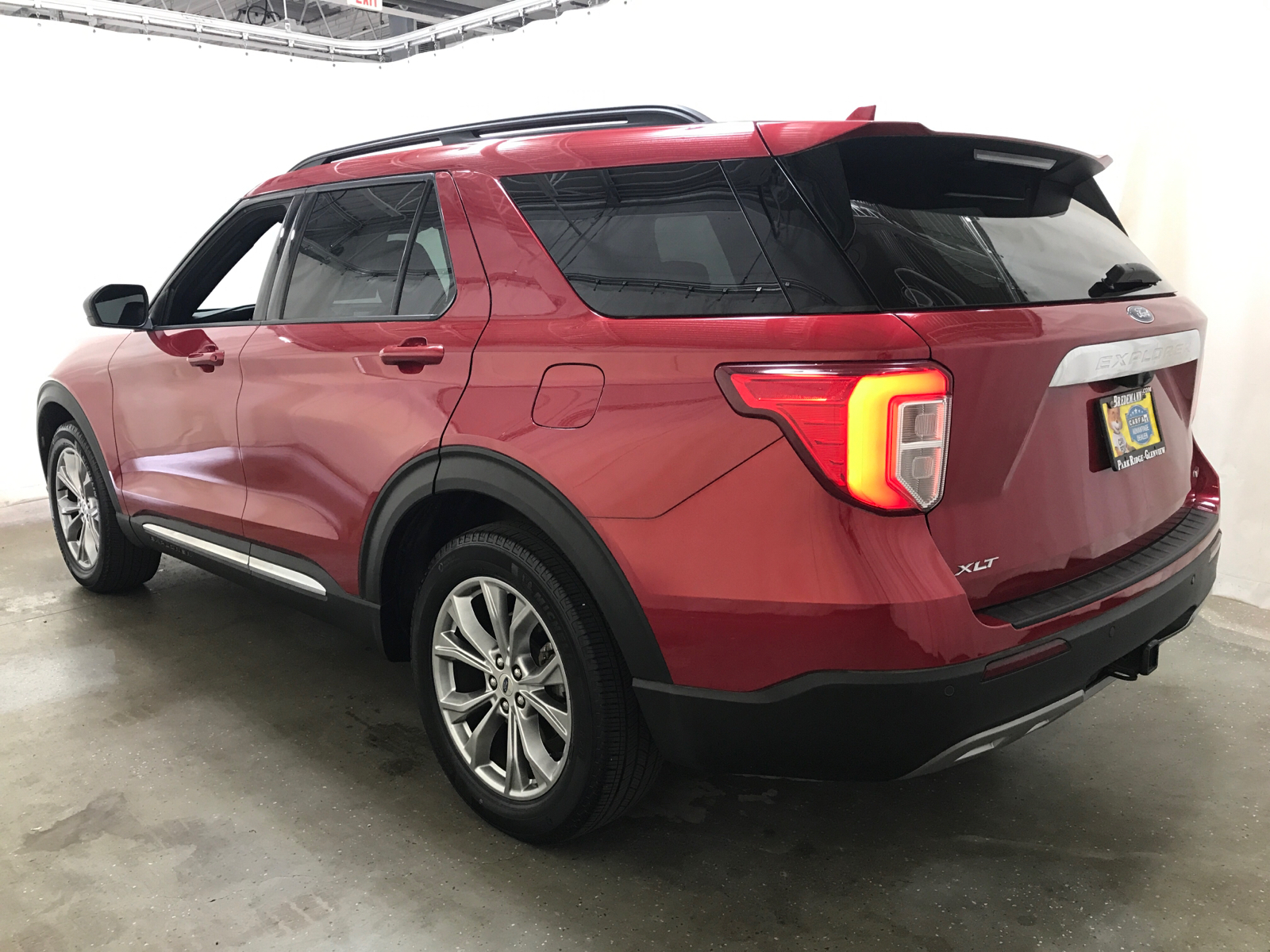 2020 Ford Explorer XLT 4