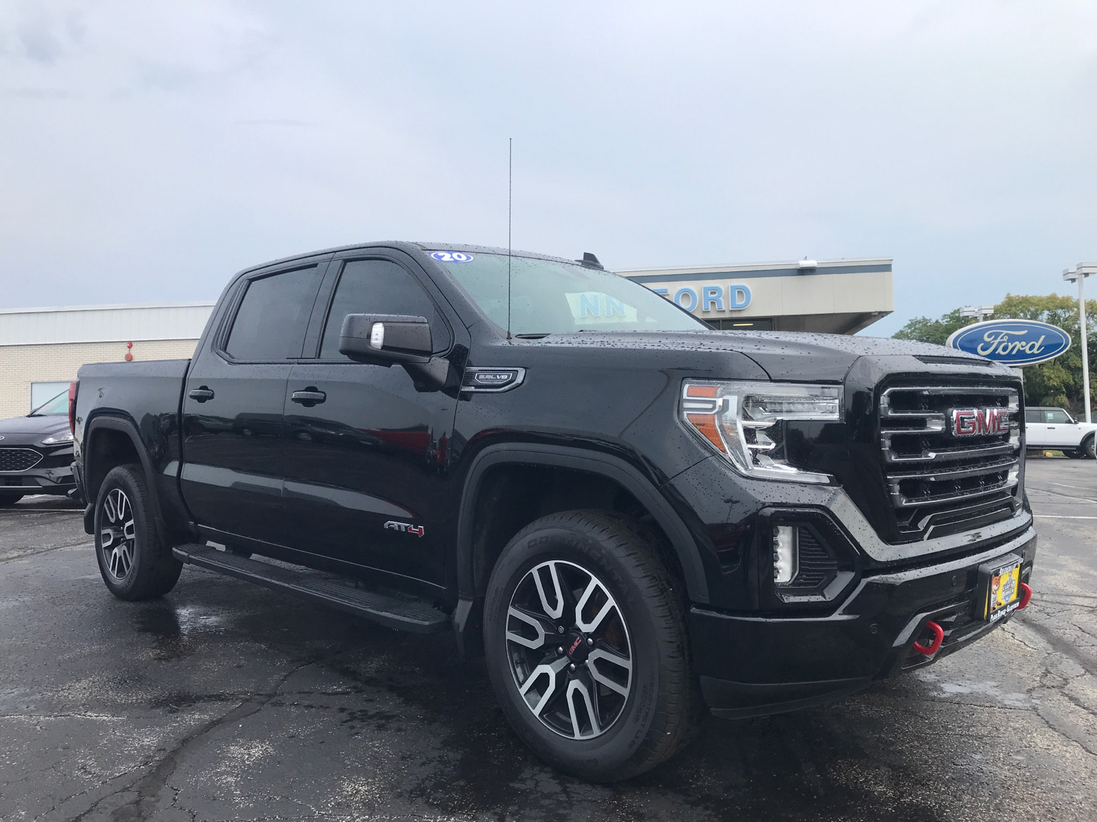 2020 GMC Sierra 1500 AT4 1