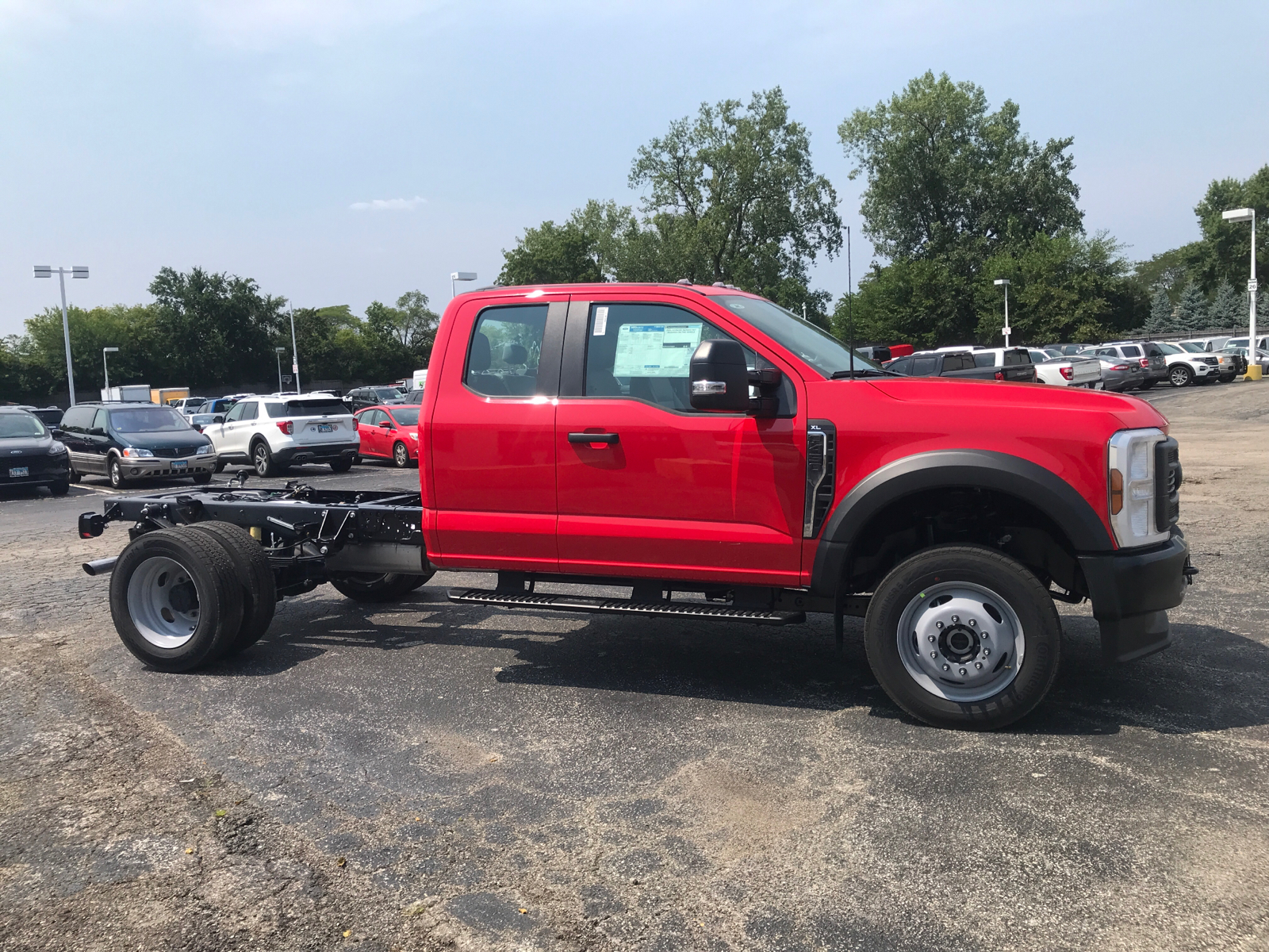 2024 Ford Super Duty F-450 DRW XL 2