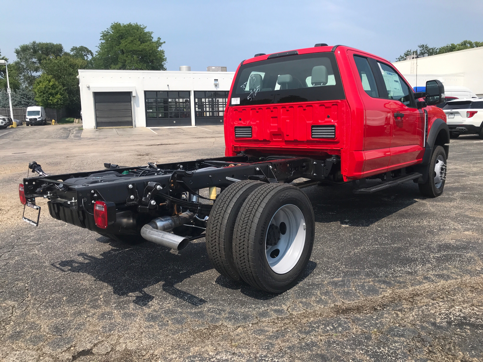 2024 Ford Super Duty F-450 DRW XL 3