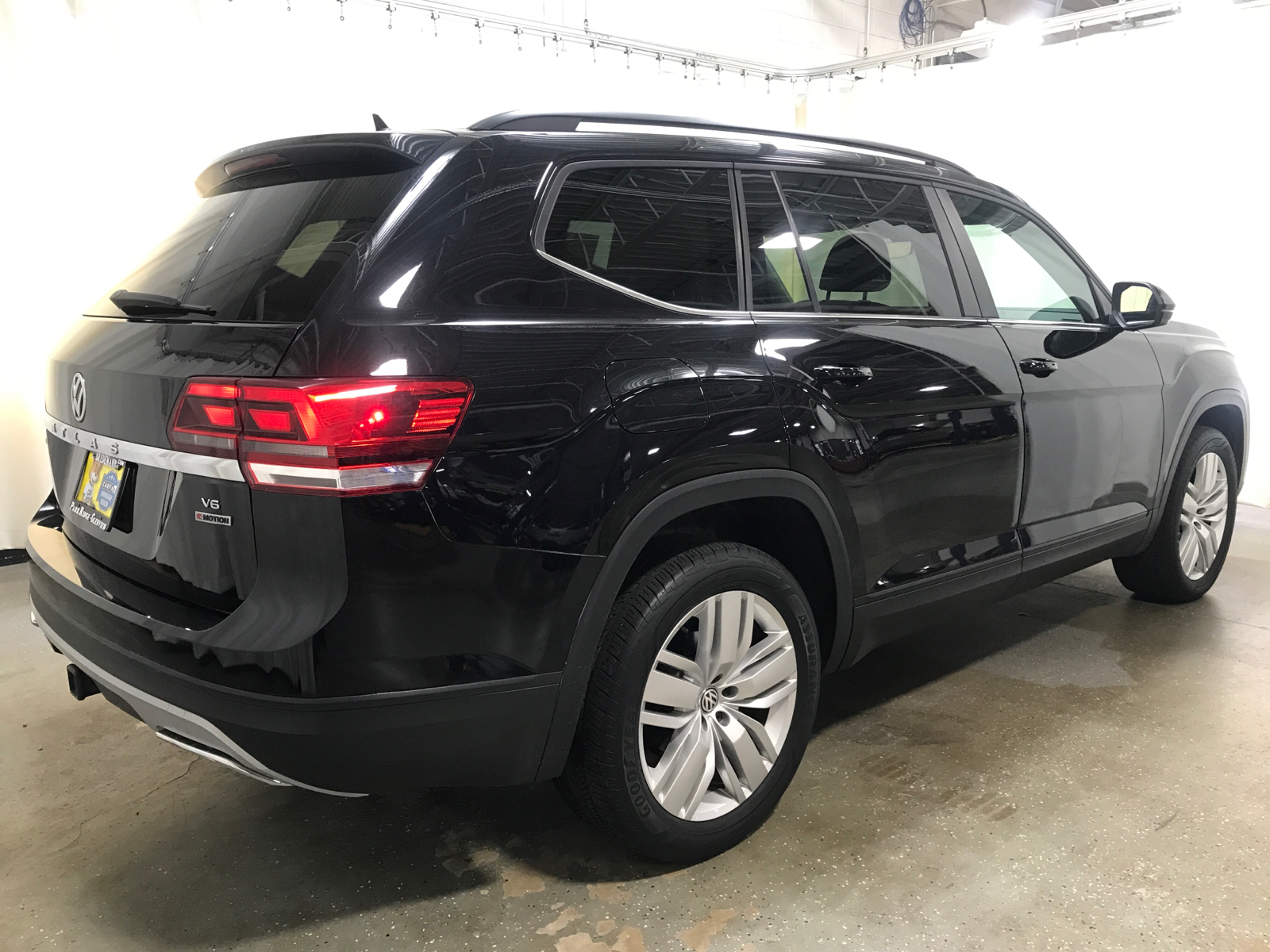 2020 Volkswagen Atlas 3.6L V6 SE w/Technology 3