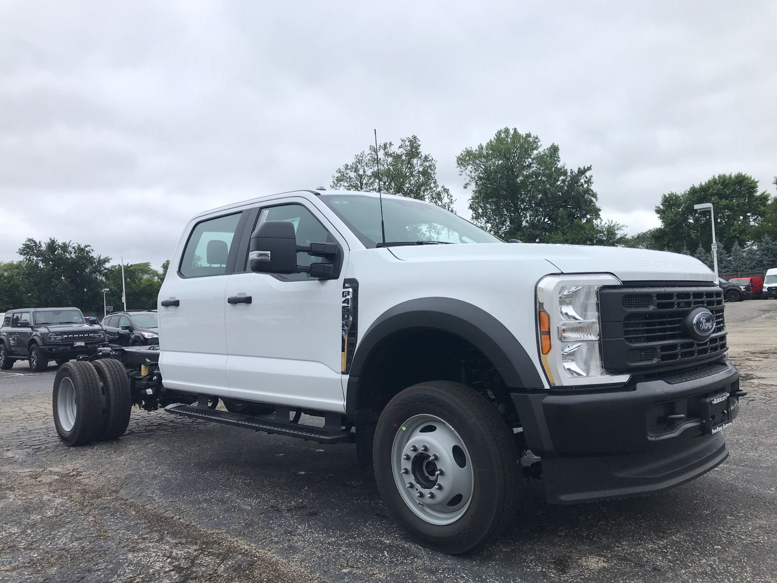 2024 Ford Super Duty F-450 DRW XL 1