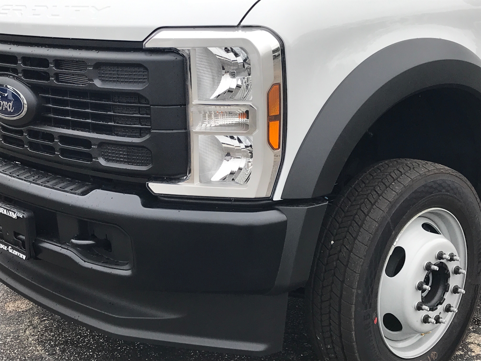 2024 Ford Super Duty F-450 DRW XL 23