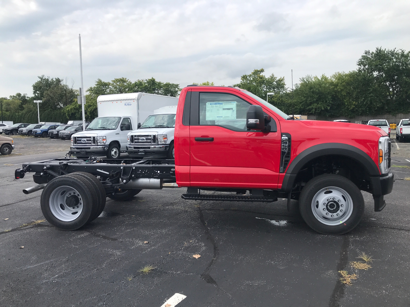 2024 Ford Super Duty F-450 DRW XL 2